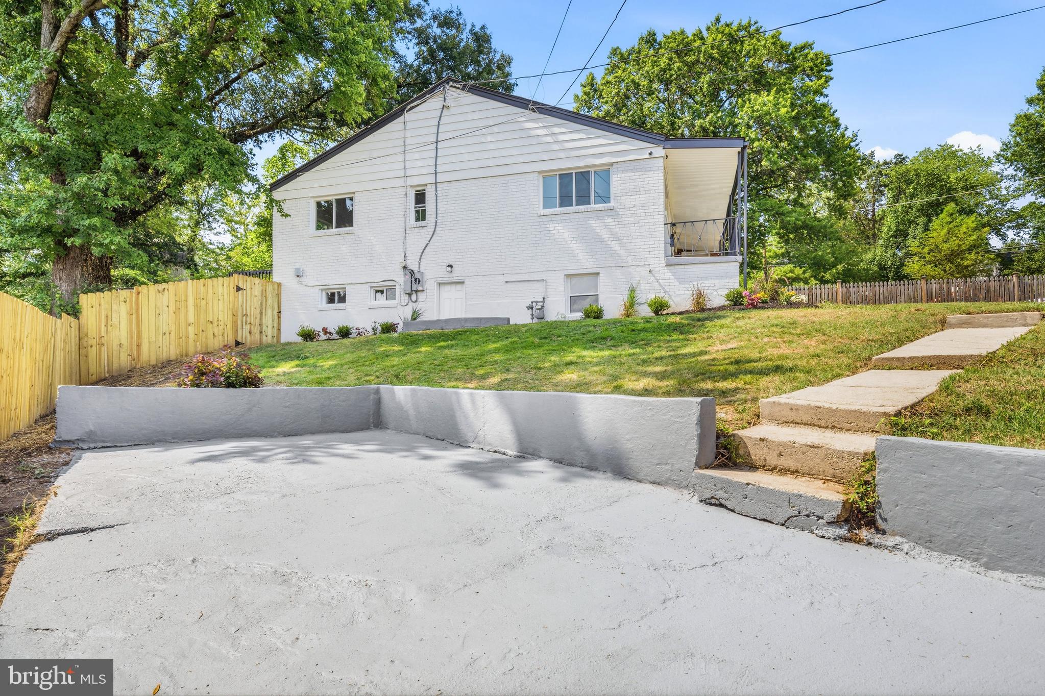 WOODLAWN- FELDMANS ADDN - Residential