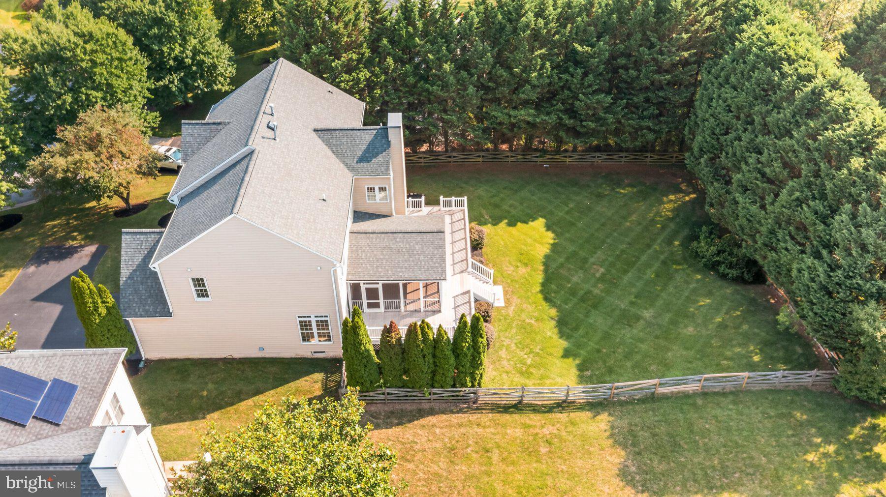 GROVEMONT - Residential