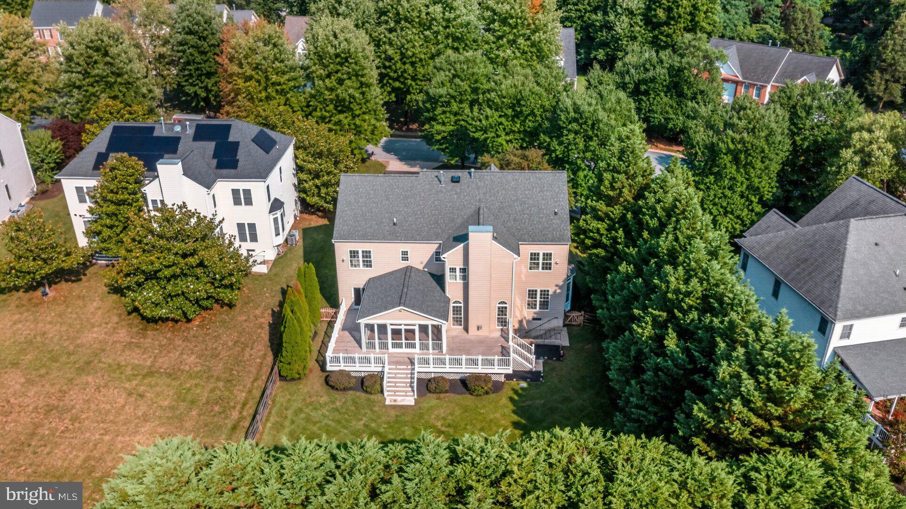GROVEMONT - Residential
