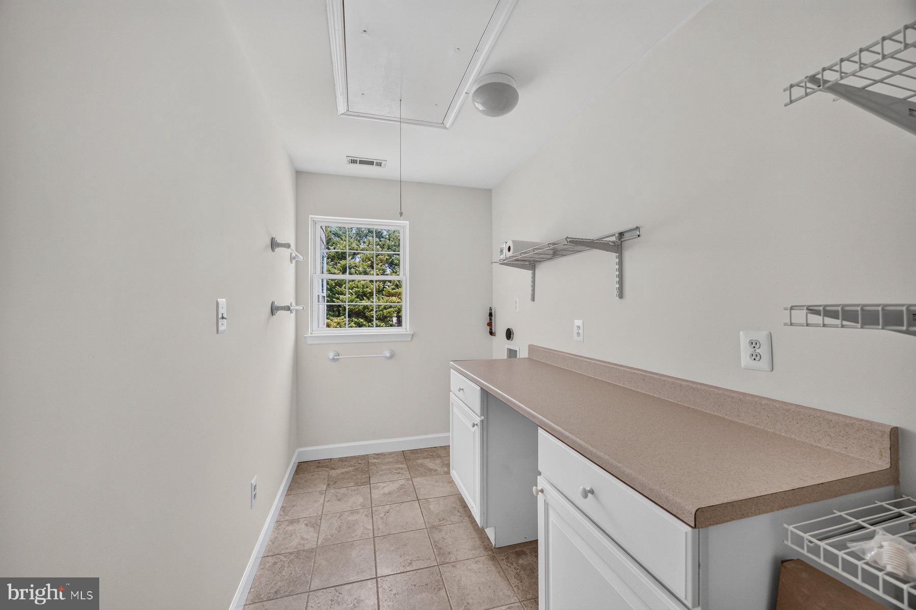 GROVEMONT - Residential