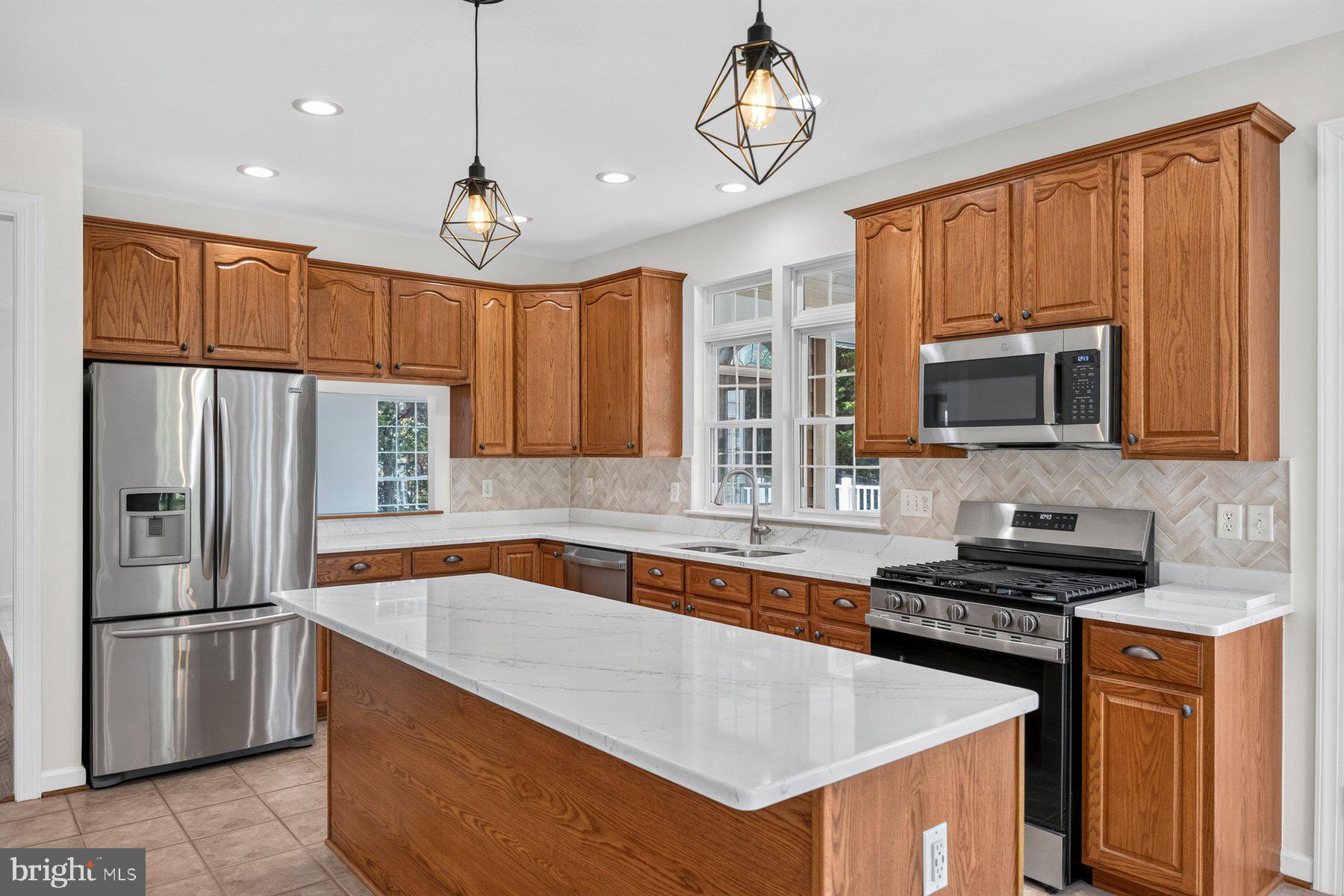 GROVEMONT - Residential