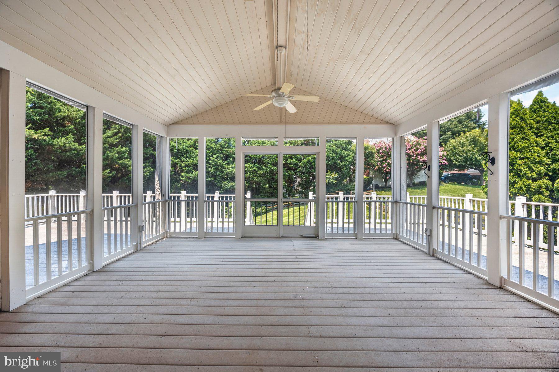 GROVEMONT - Residential