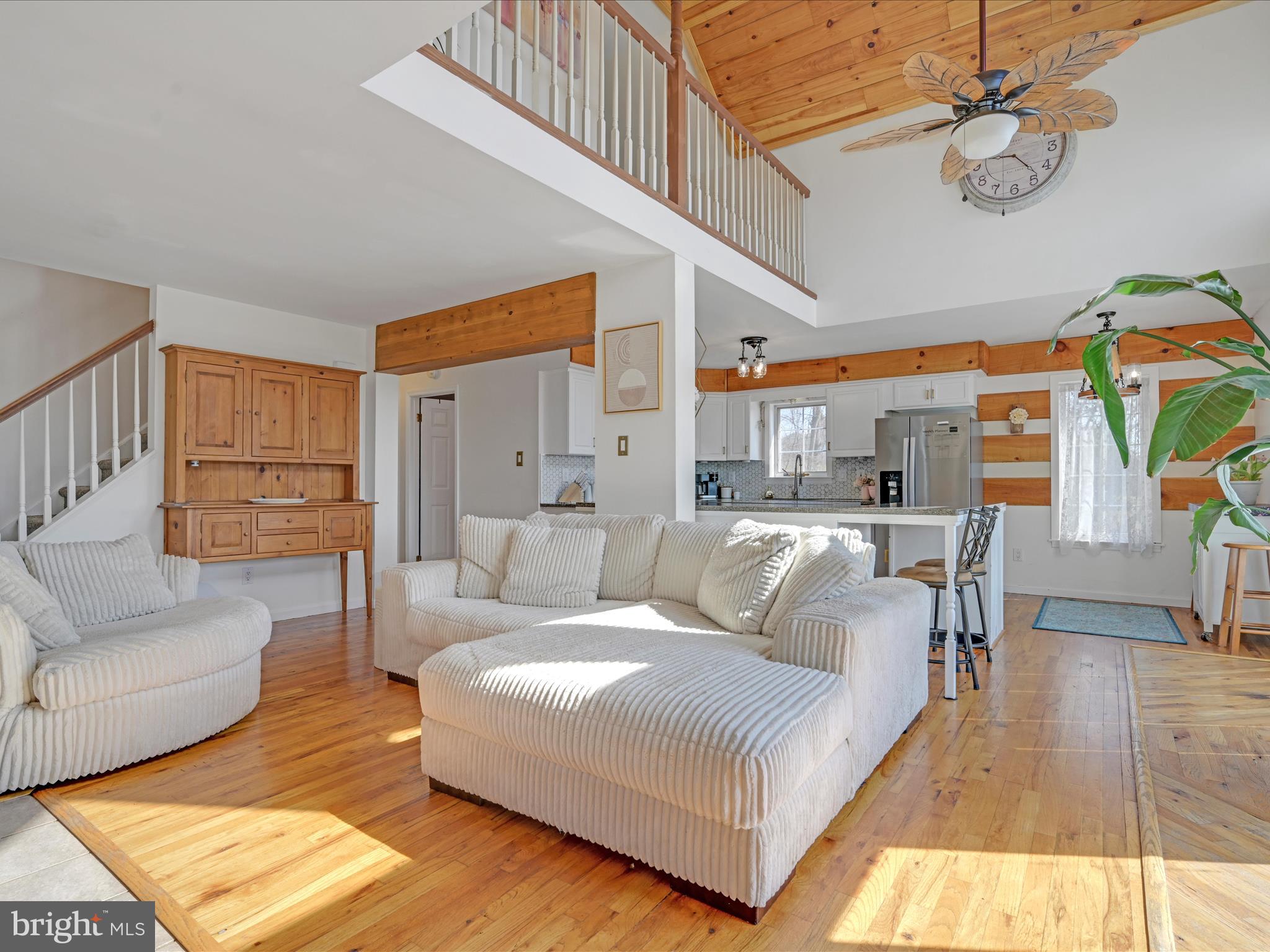LAKE WYNONAH - Residential