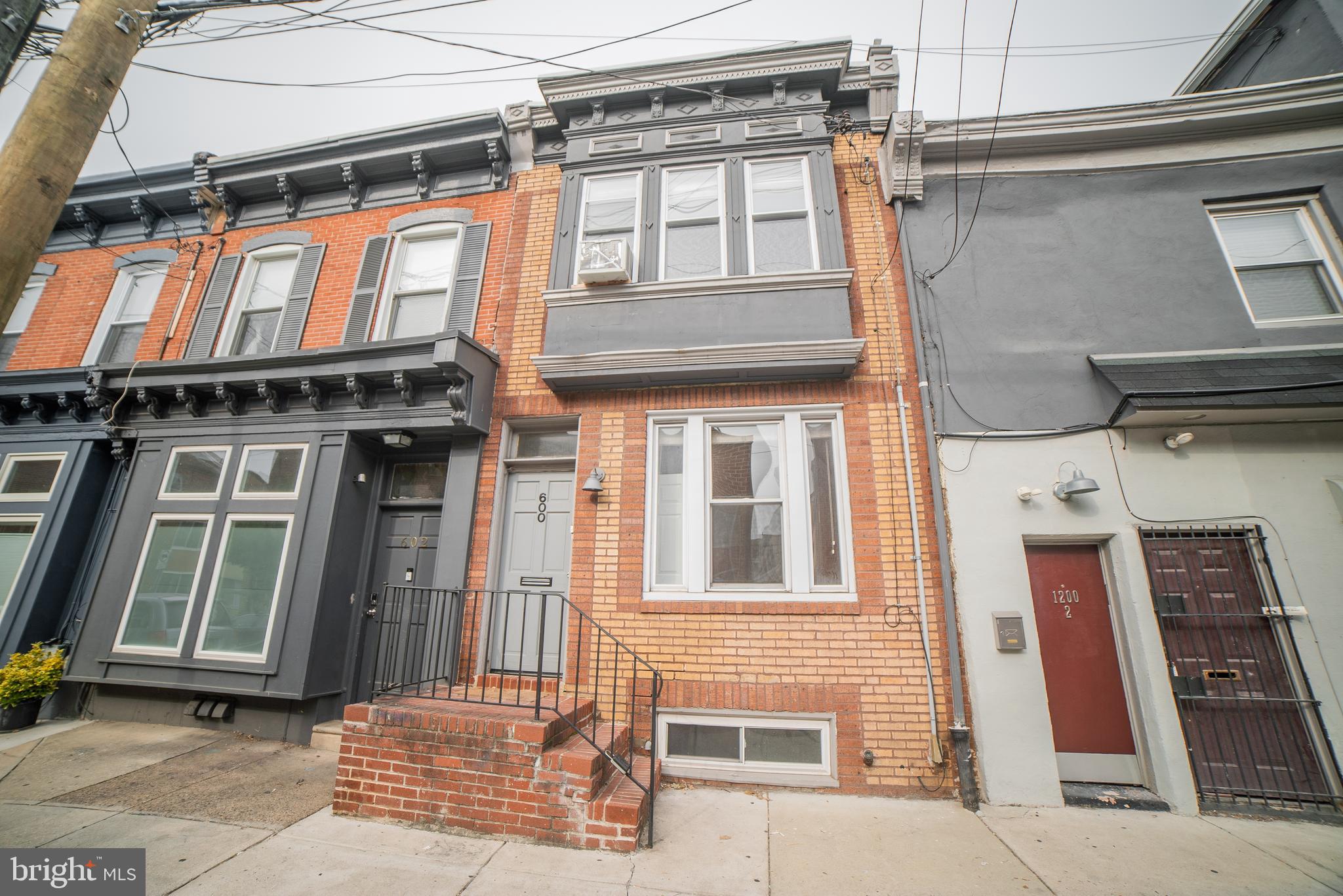 SOUTH STREET - Residential Income