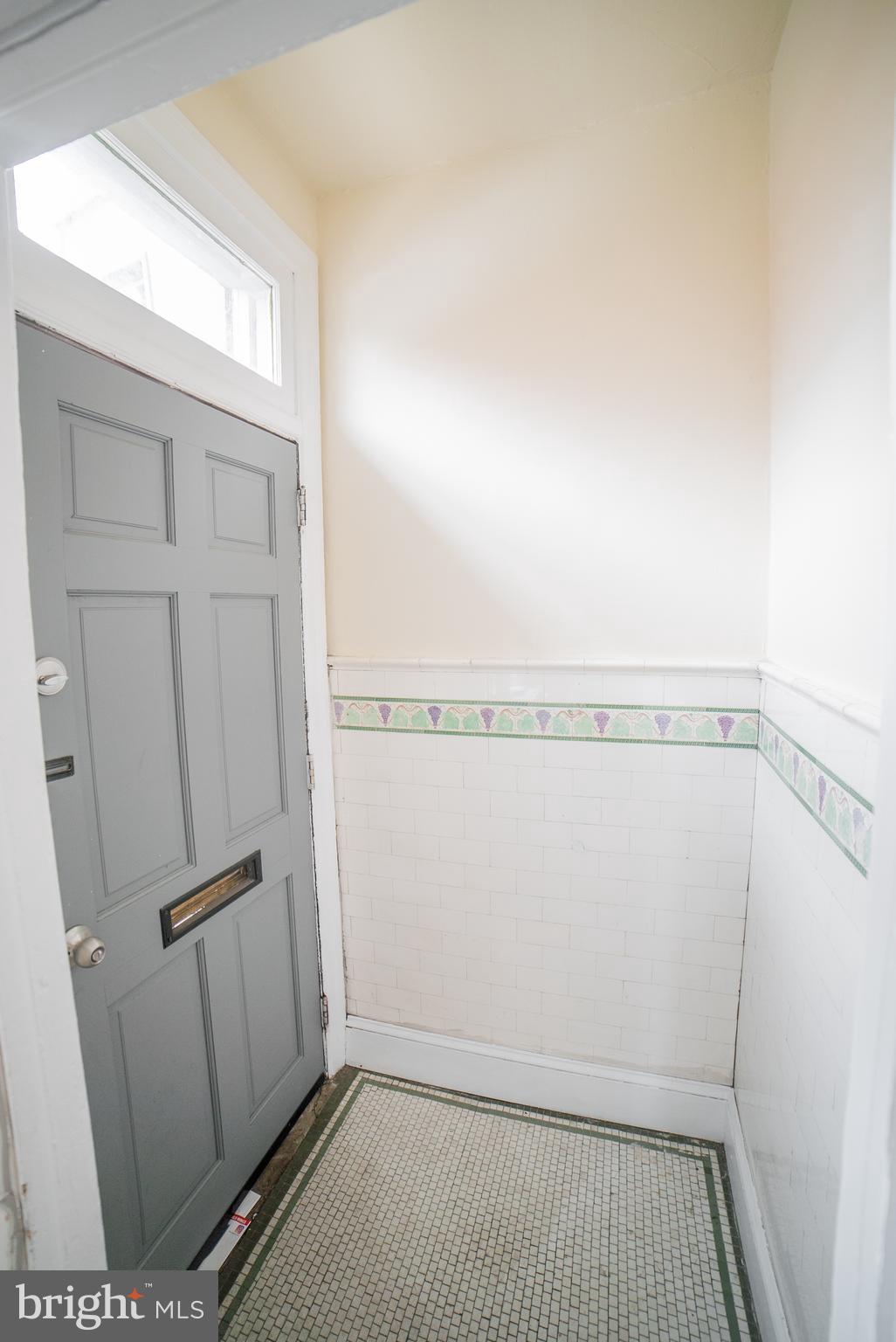 SOUTH STREET - Residential Income