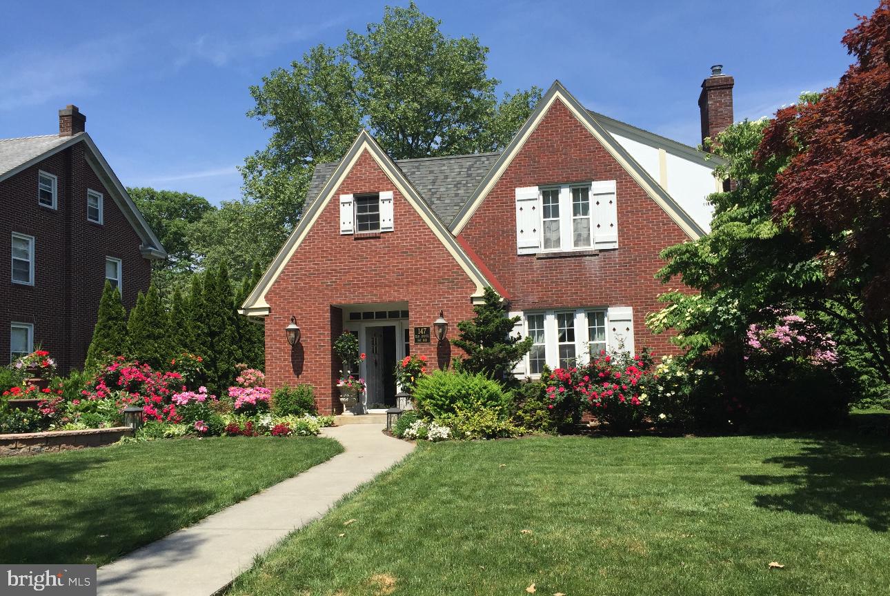 HERSHEY VILLAGE - Residential