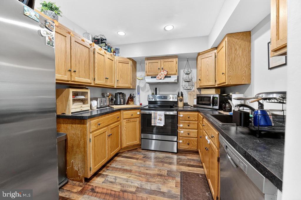 CONSTITUTION PLACE - Residential