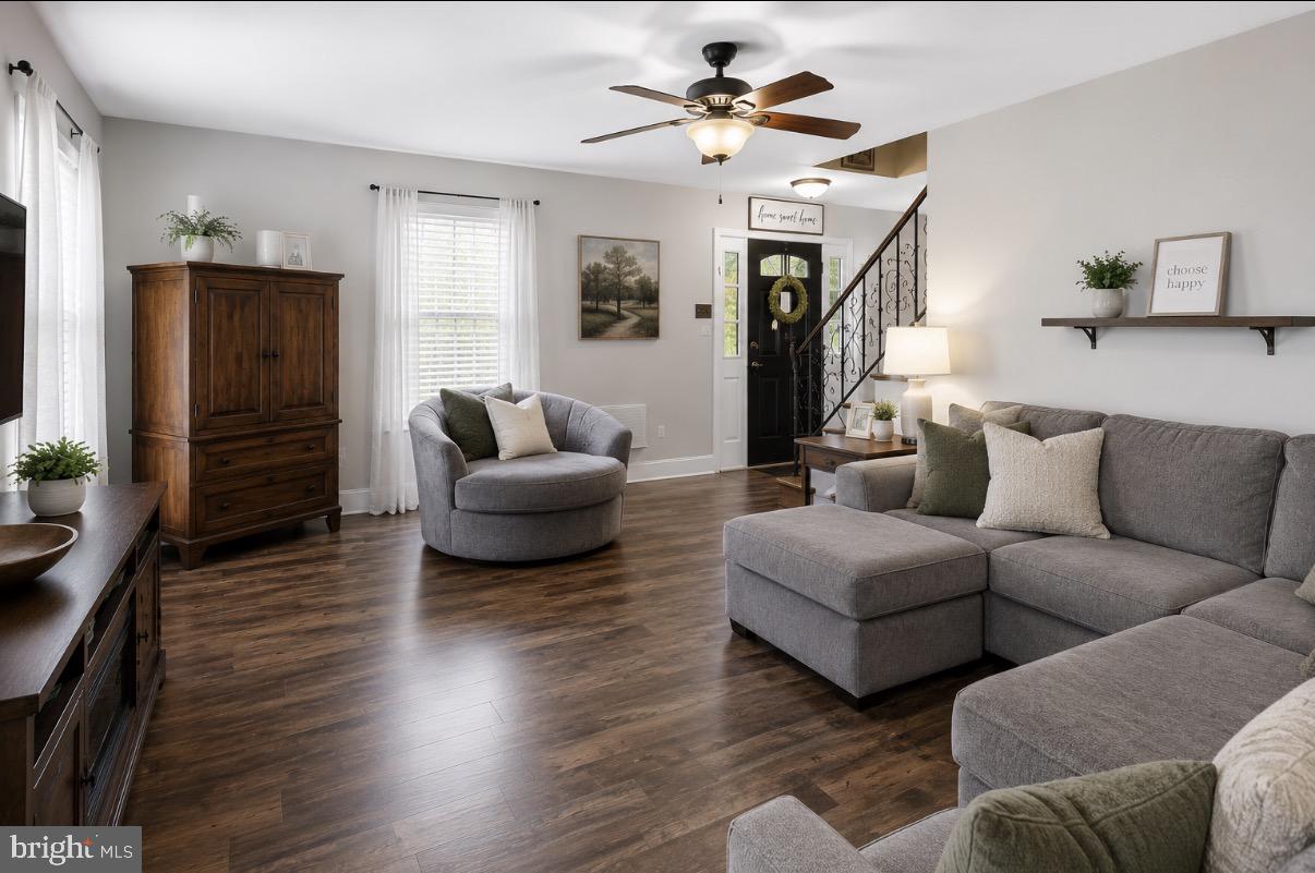 CONSTITUTION PLACE - Residential