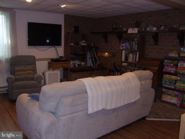 INDIAN SPRINGS - Residential