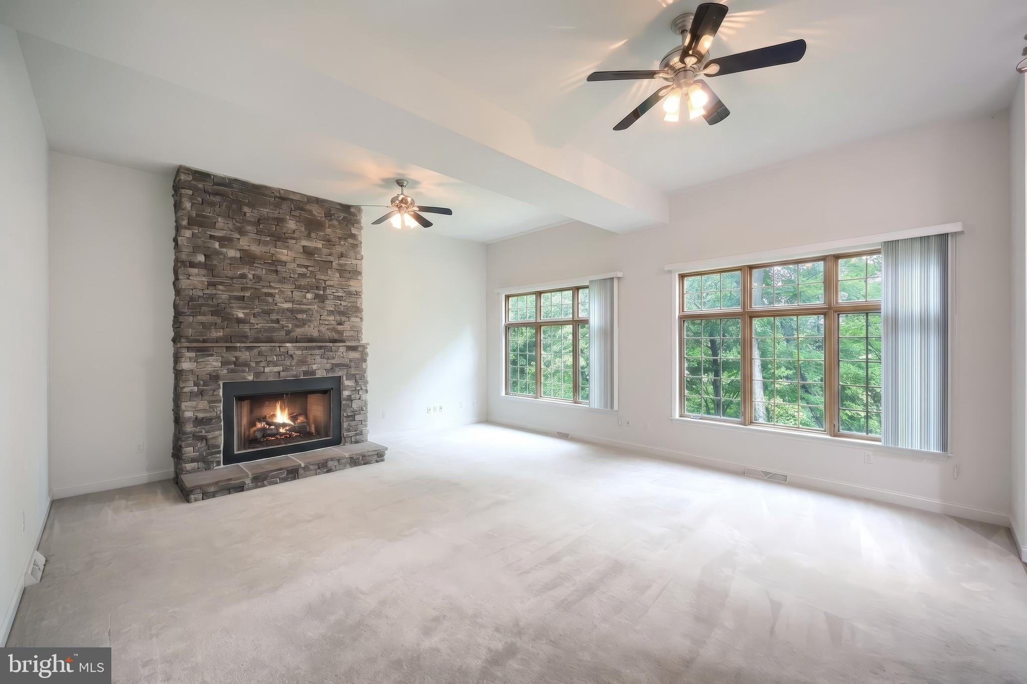 LAUREL ESTATES - Residential