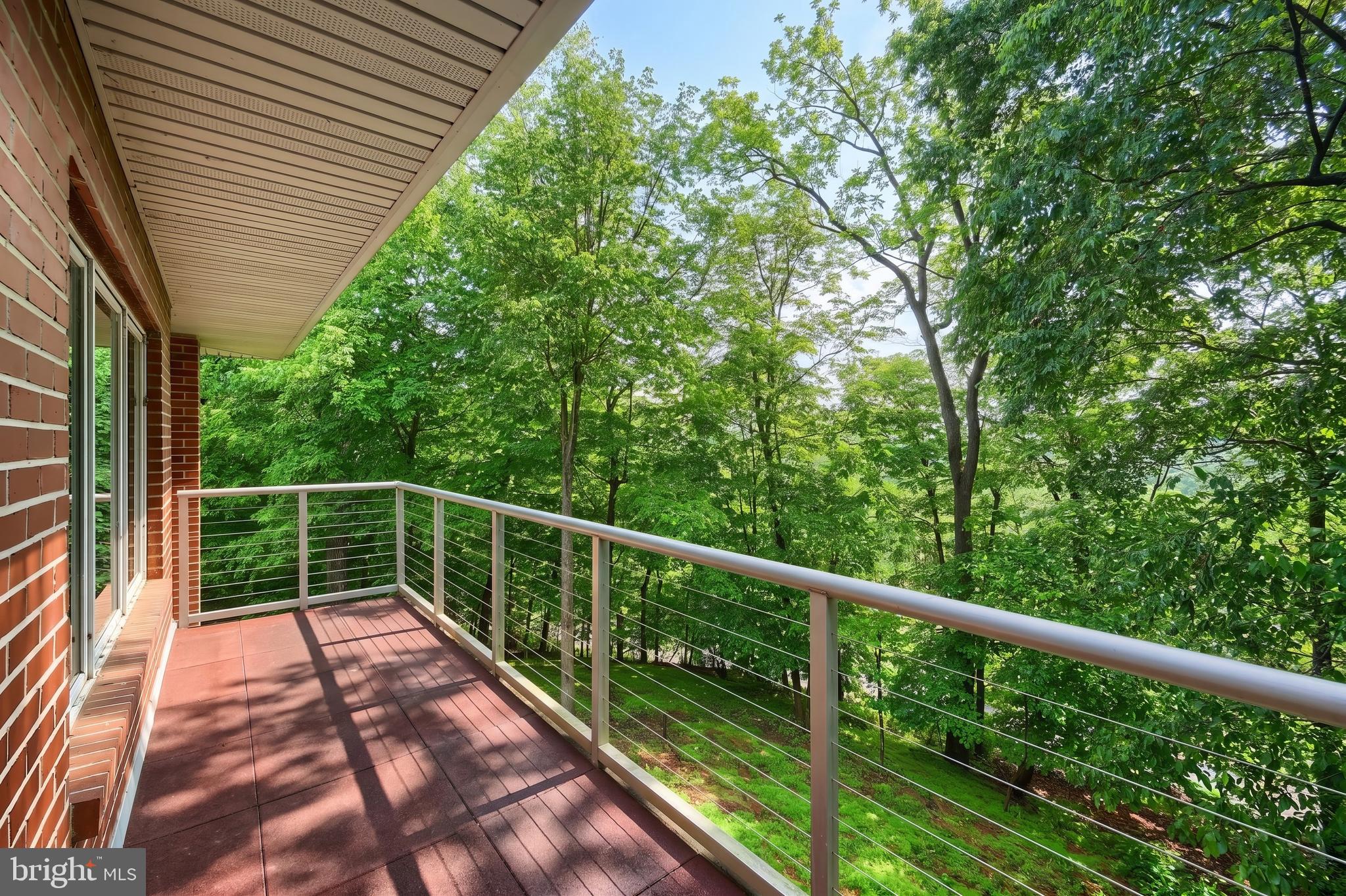 LAUREL ESTATES - Residential