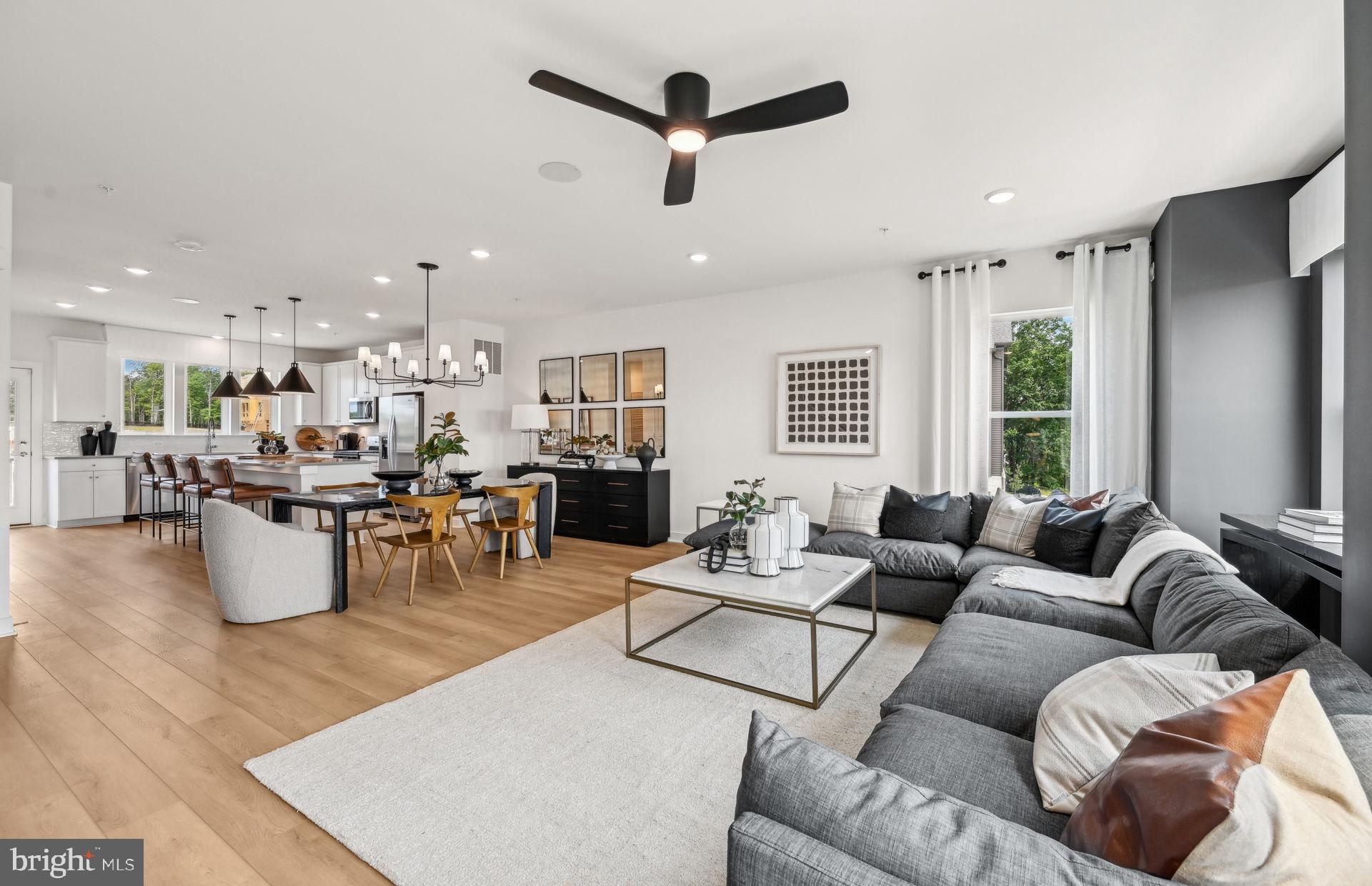 WESTEND AT ARMSTRONG VILLAGE - Residential
