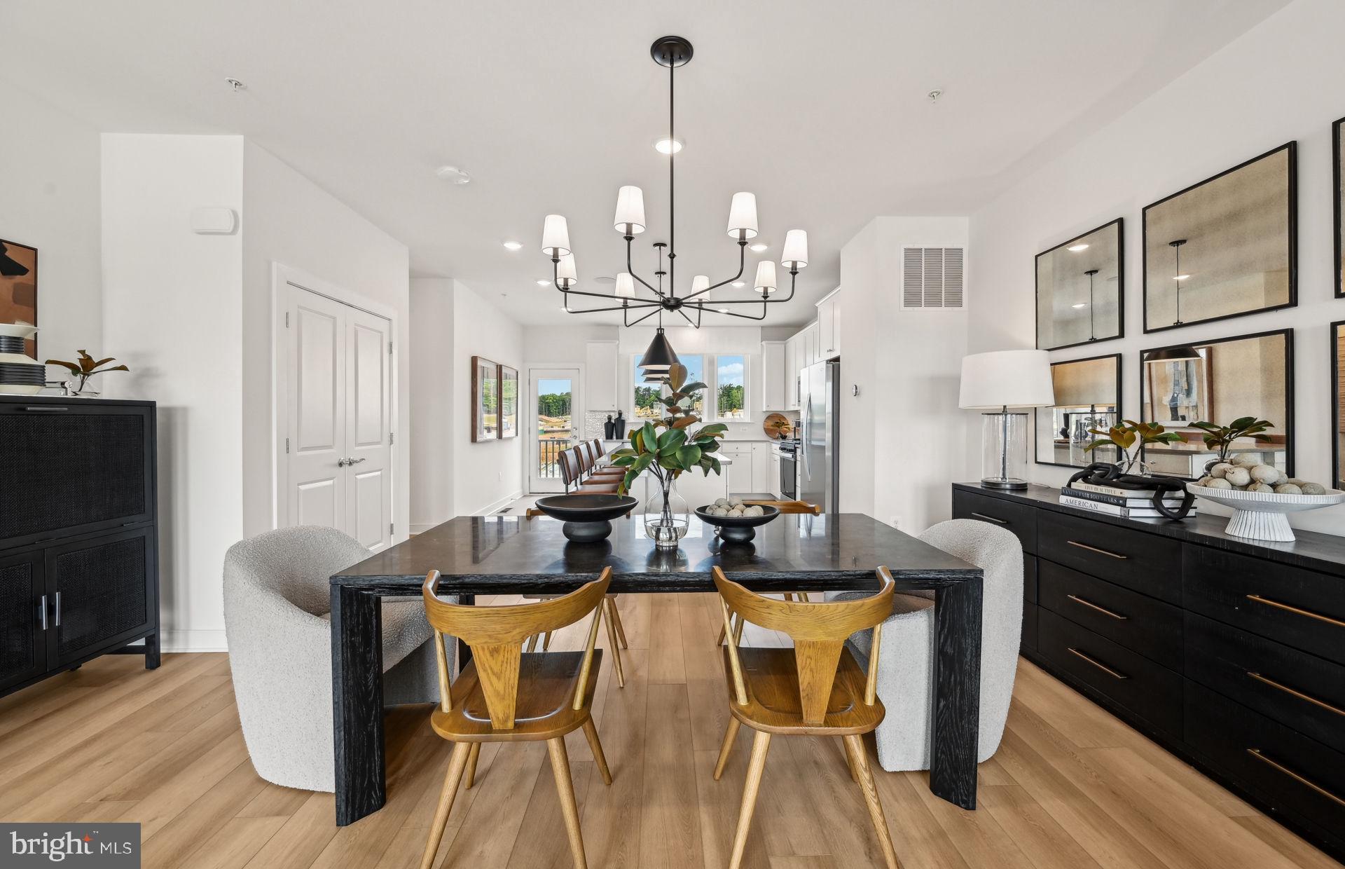 WESTEND AT ARMSTRONG VILLAGE - Residential