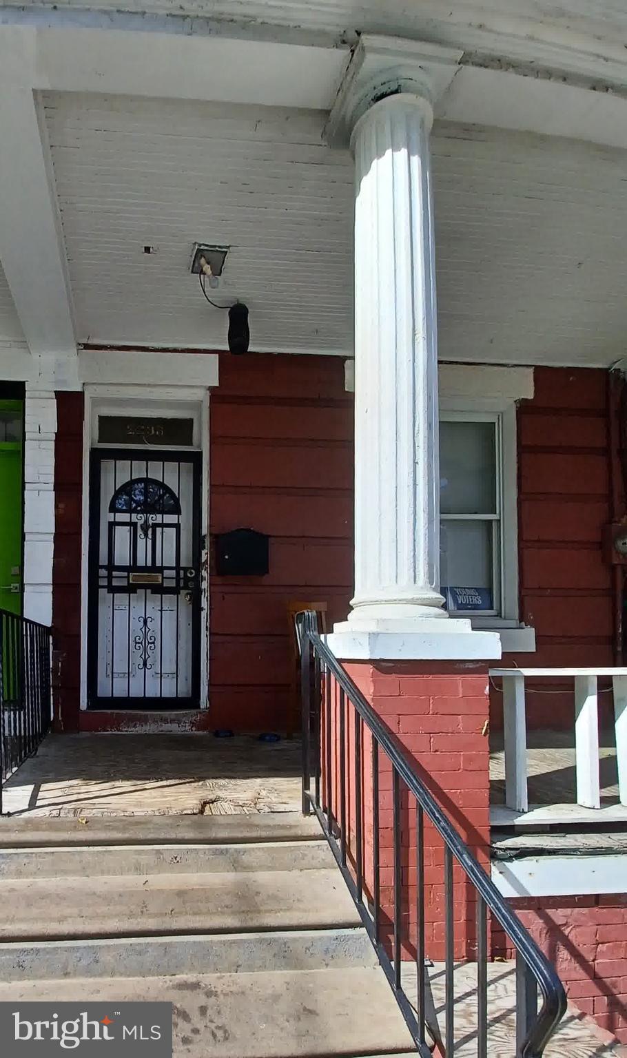 STRAWBERRY MANSION - Residential