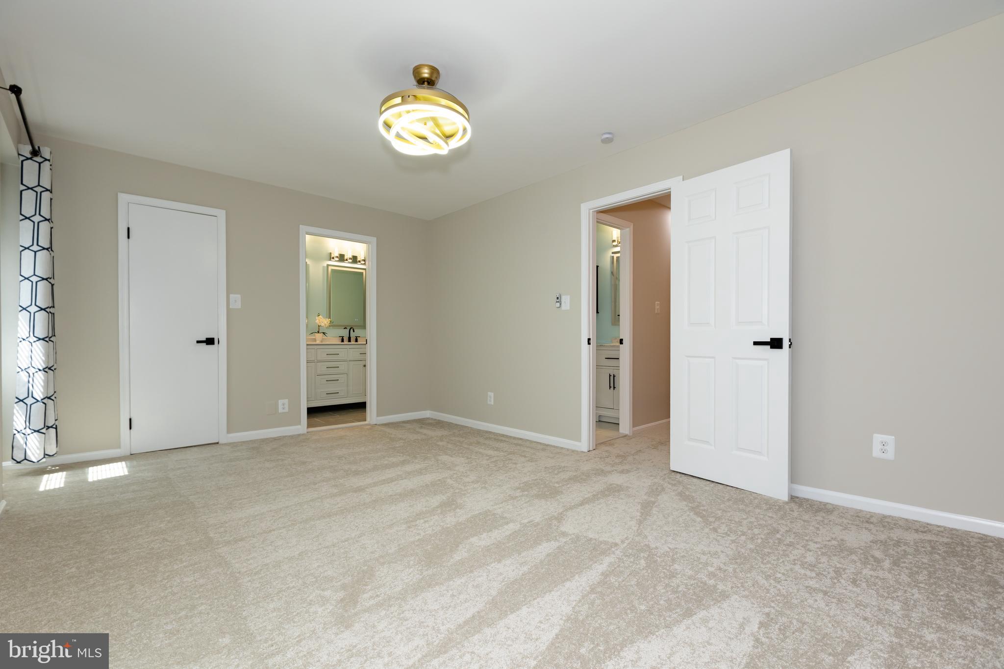 COUNTRY CREEK - Residential