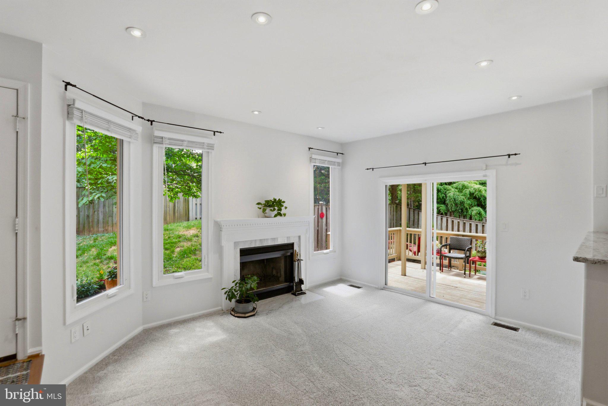 POTOMAC FAIRWAYS - Residential