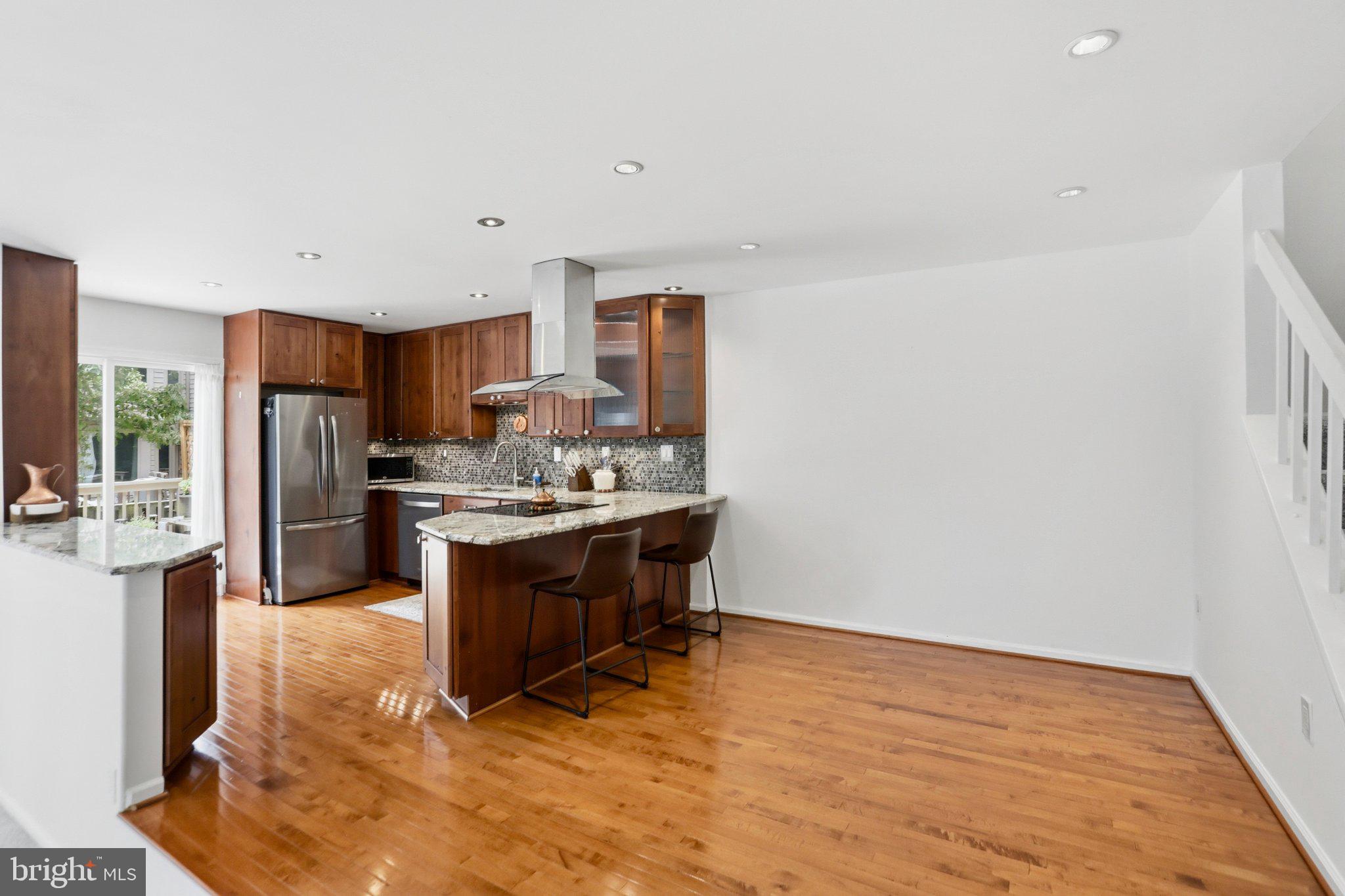 POTOMAC FAIRWAYS - Residential