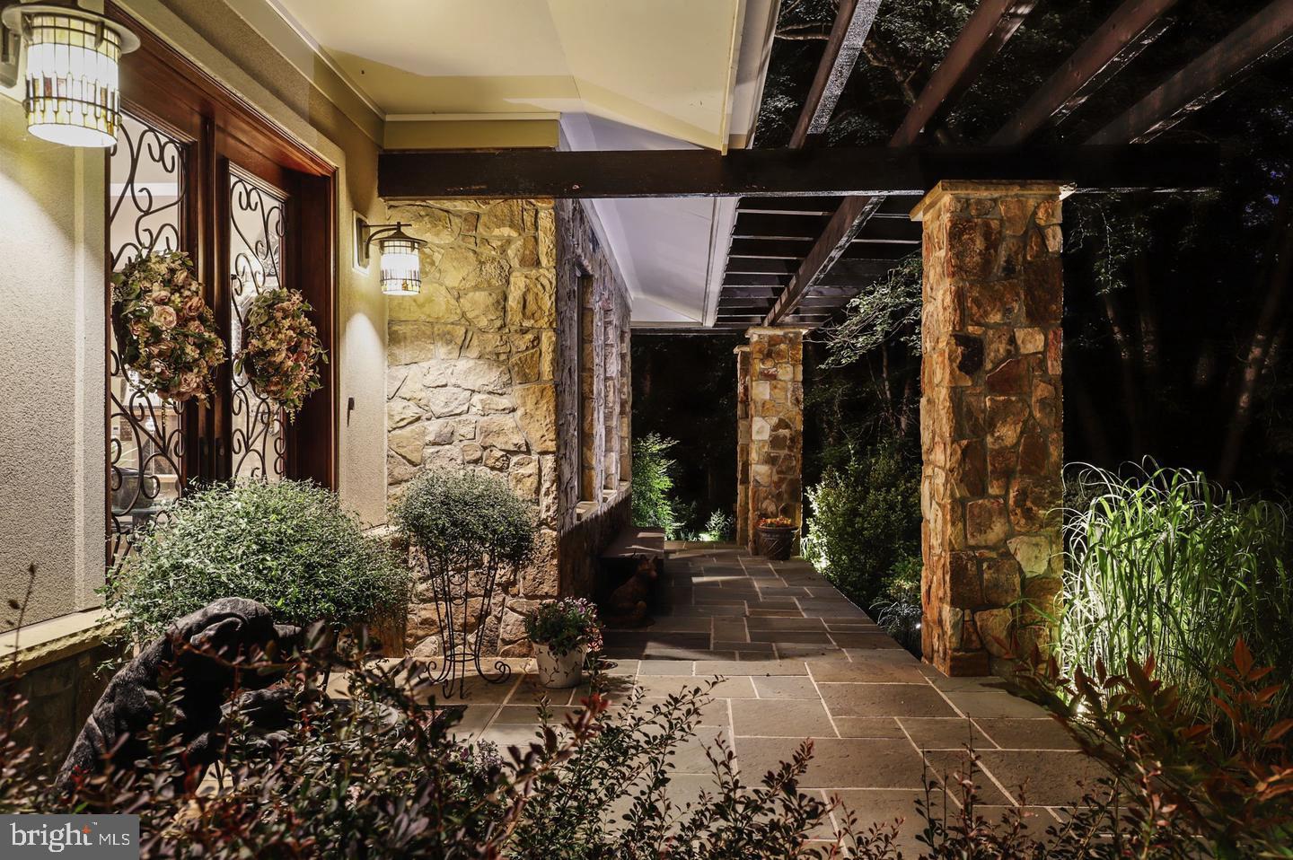 DARNESTOWN OUTSIDE - Residential