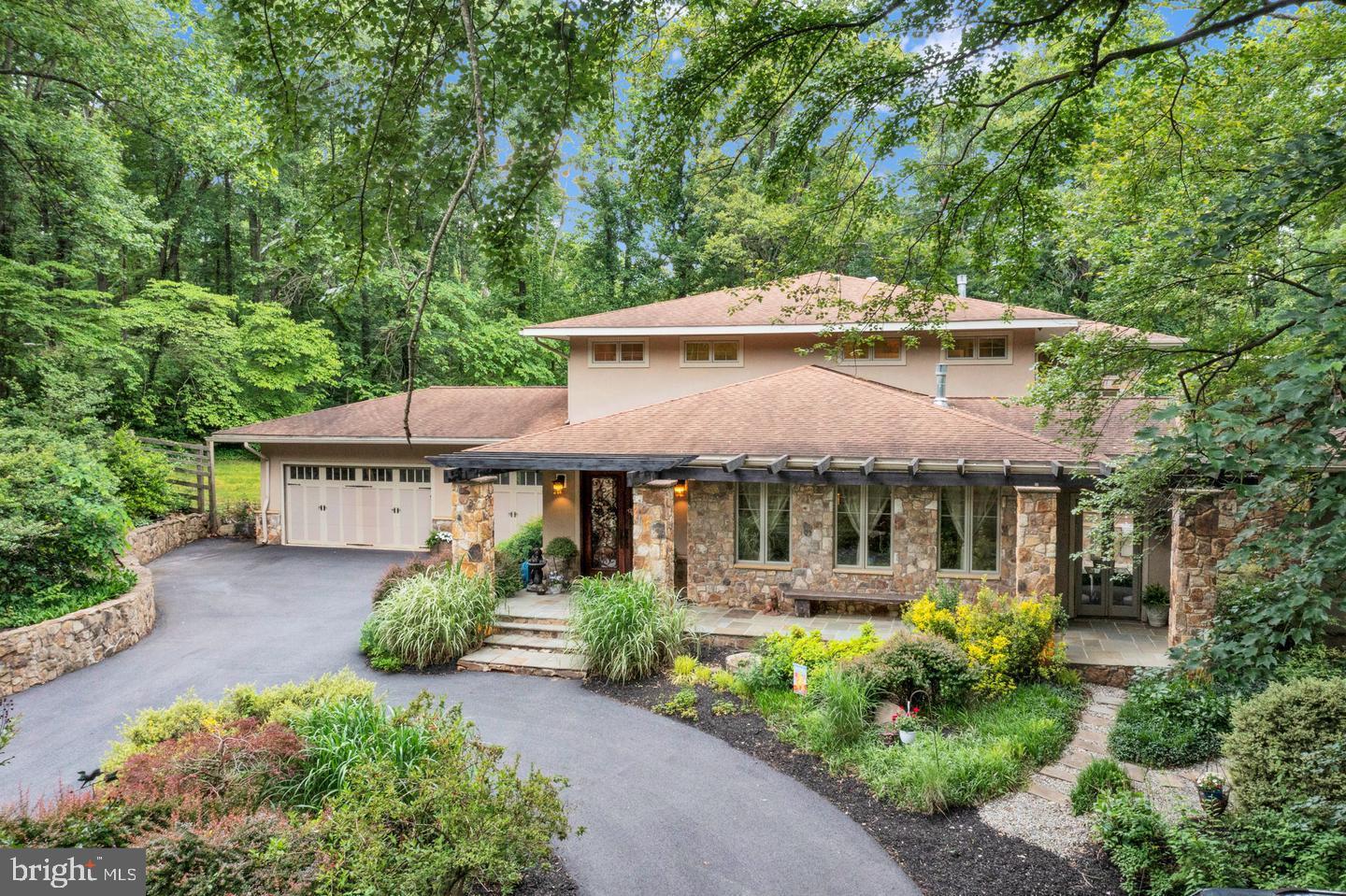 DARNESTOWN OUTSIDE - Residential