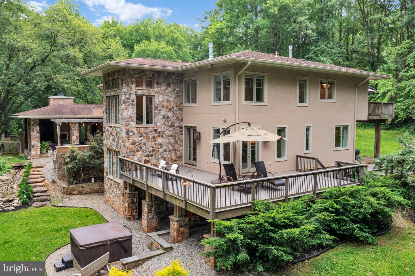 DARNESTOWN OUTSIDE - Residential