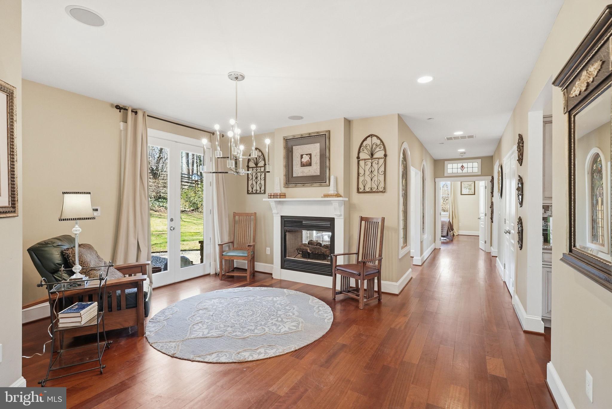 DARNESTOWN OUTSIDE - Residential