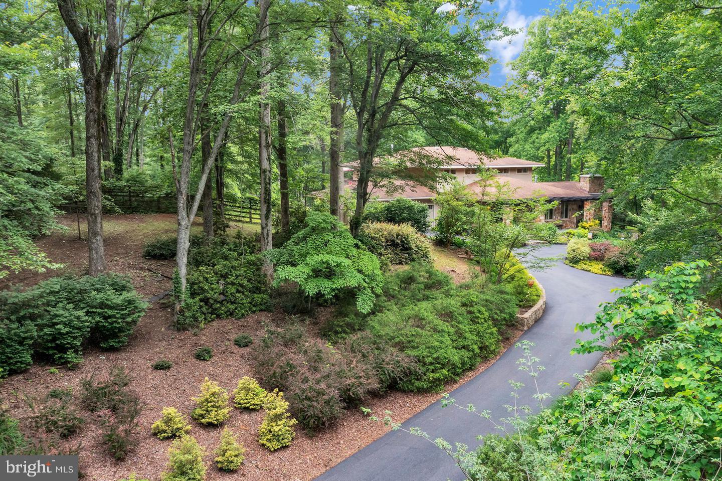 DARNESTOWN OUTSIDE - Residential