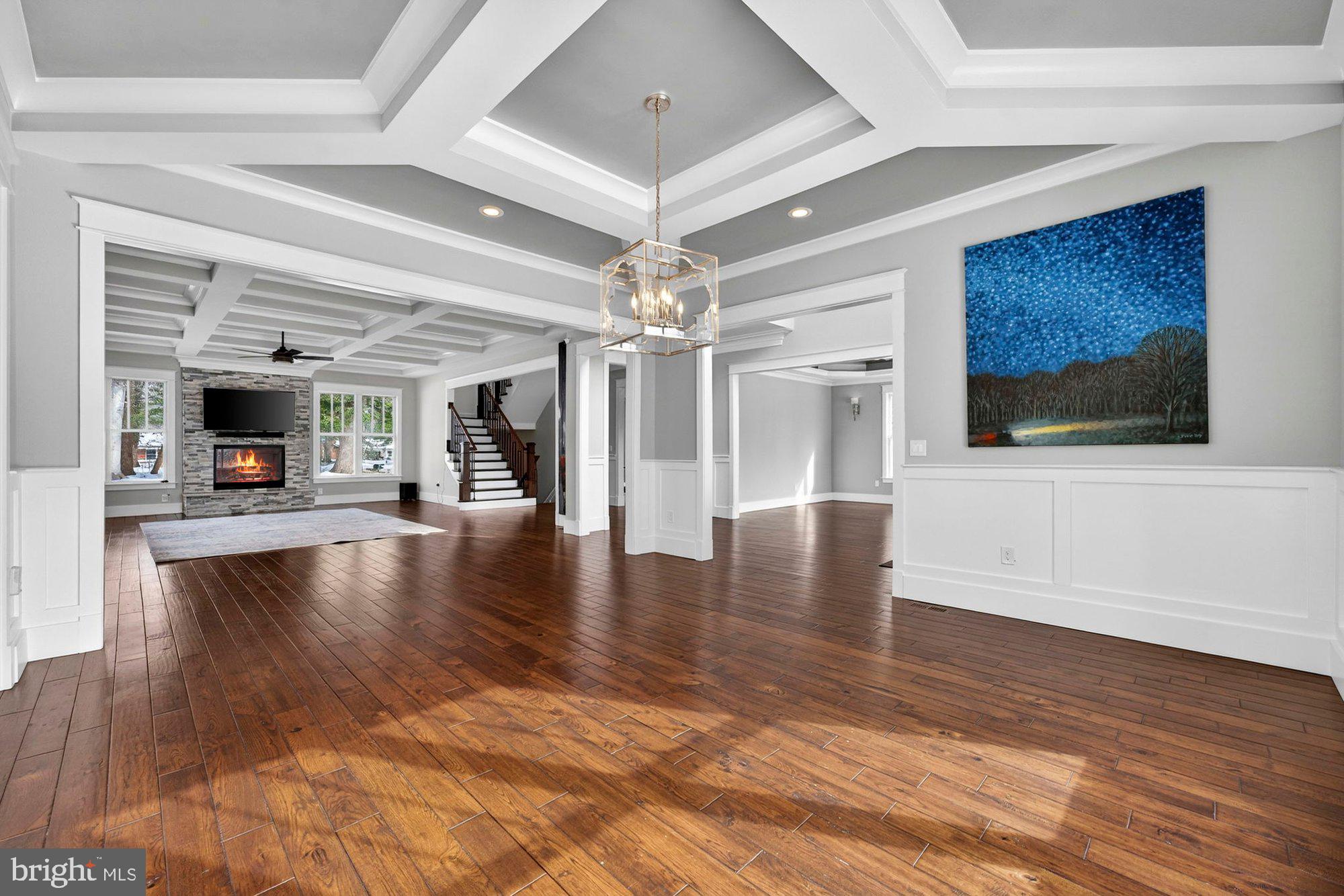 TOWN AND COUNTRY ESTATES - Residential