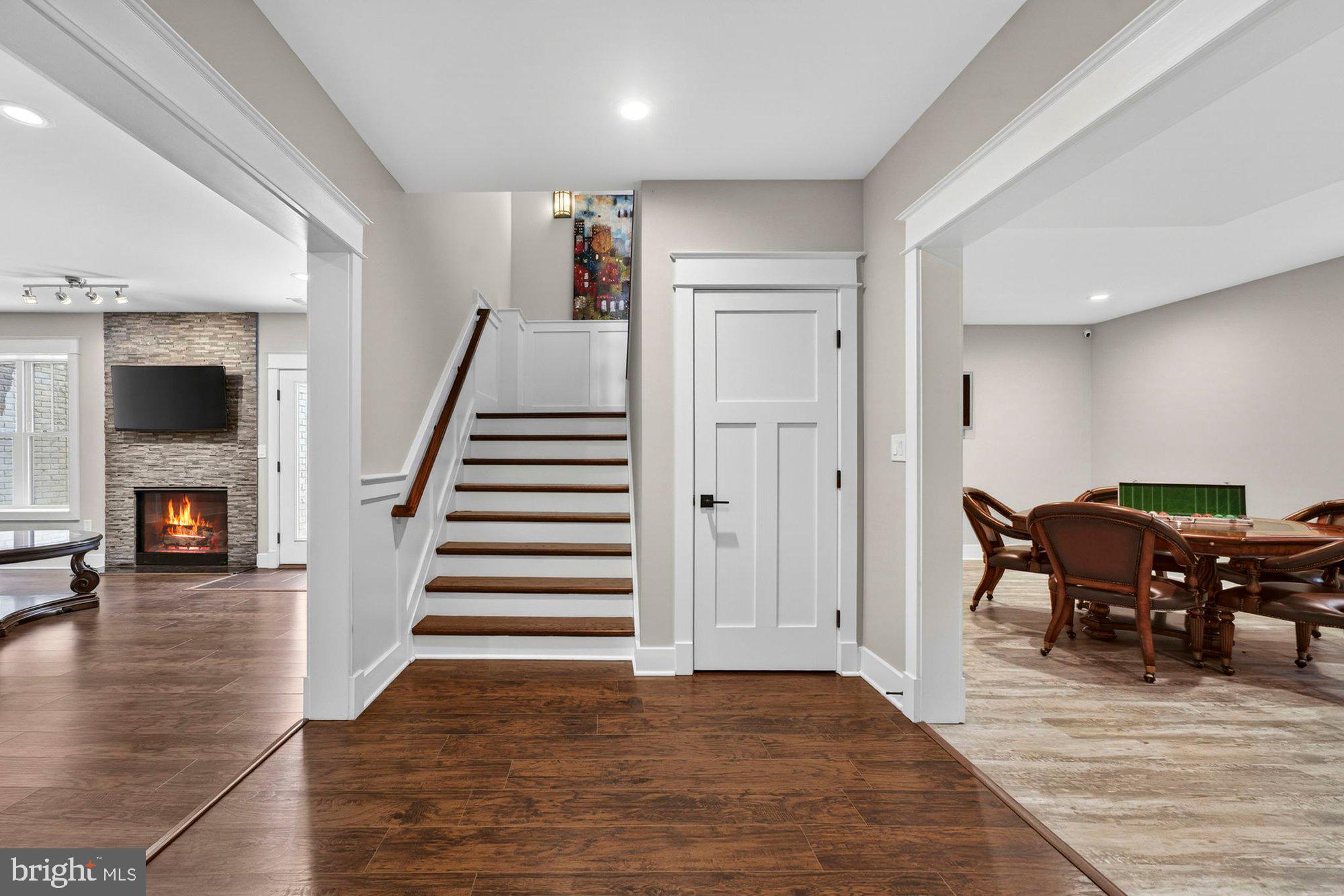 TOWN AND COUNTRY ESTATES - Residential