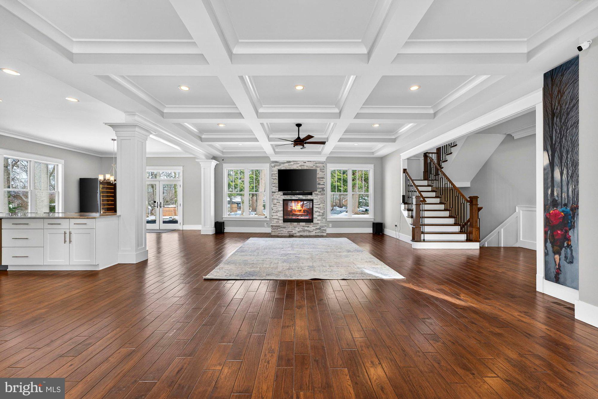TOWN AND COUNTRY ESTATES - Residential