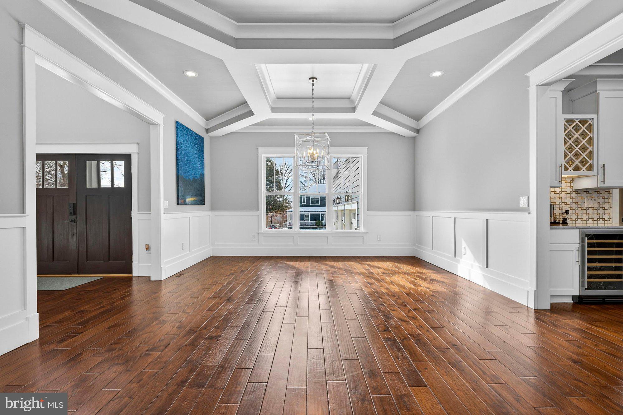 TOWN AND COUNTRY ESTATES - Residential