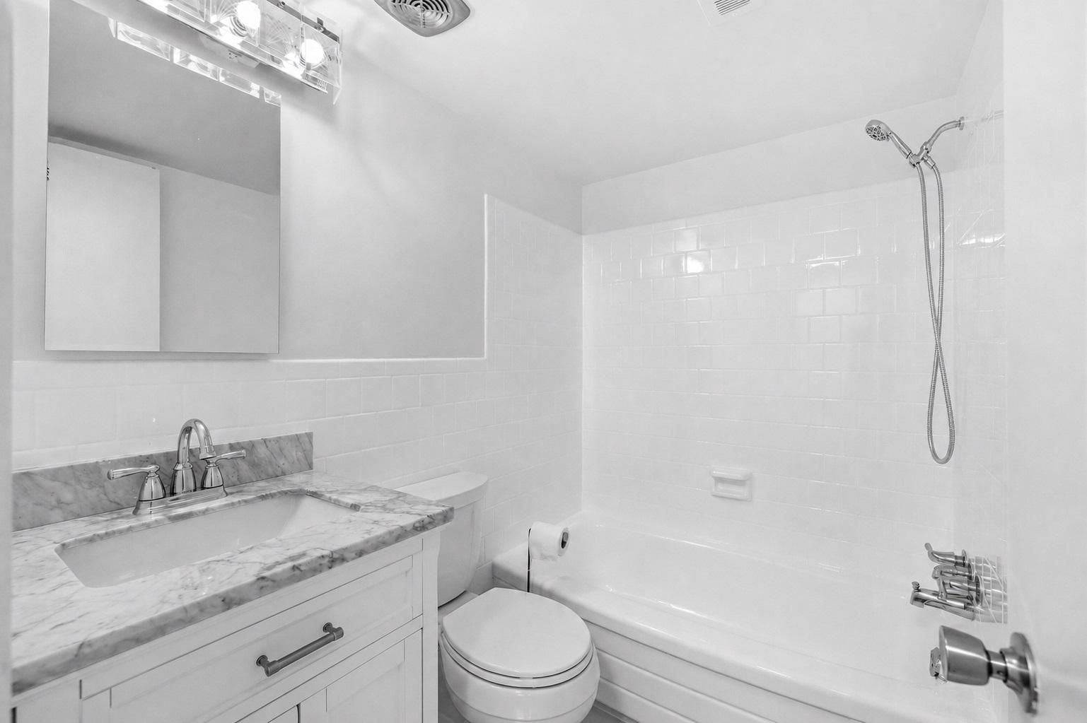FAIRFAX HERITAGE - Residential