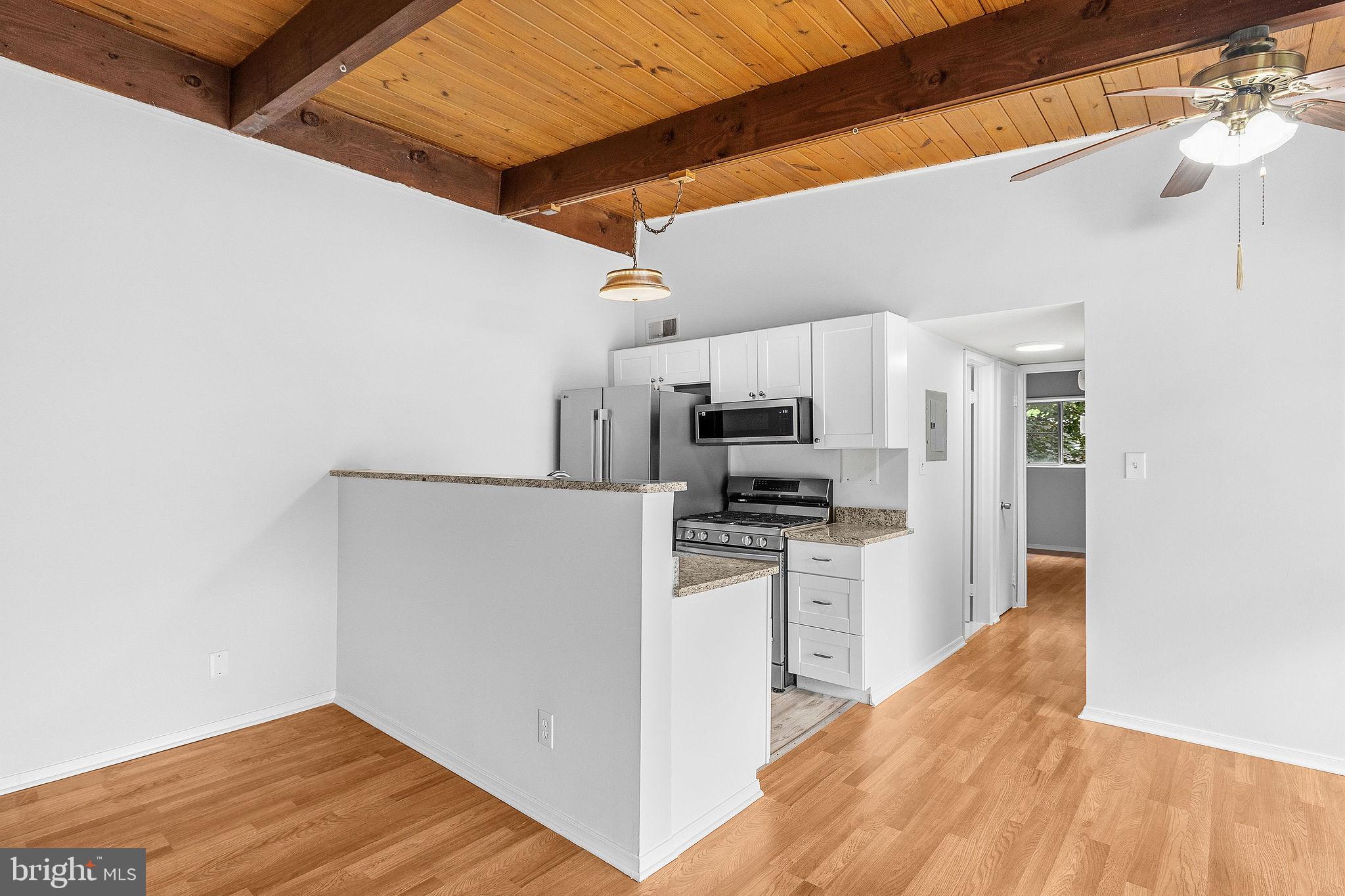 FAIRFAX HERITAGE - Residential