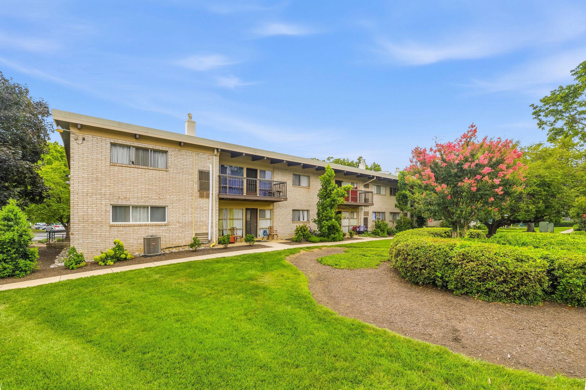FAIRFAX HERITAGE - Residential