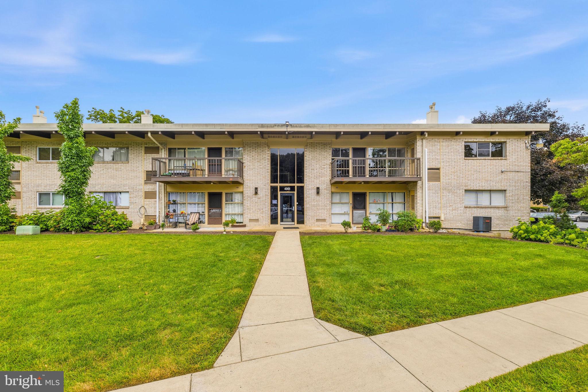 FAIRFAX HERITAGE - Residential