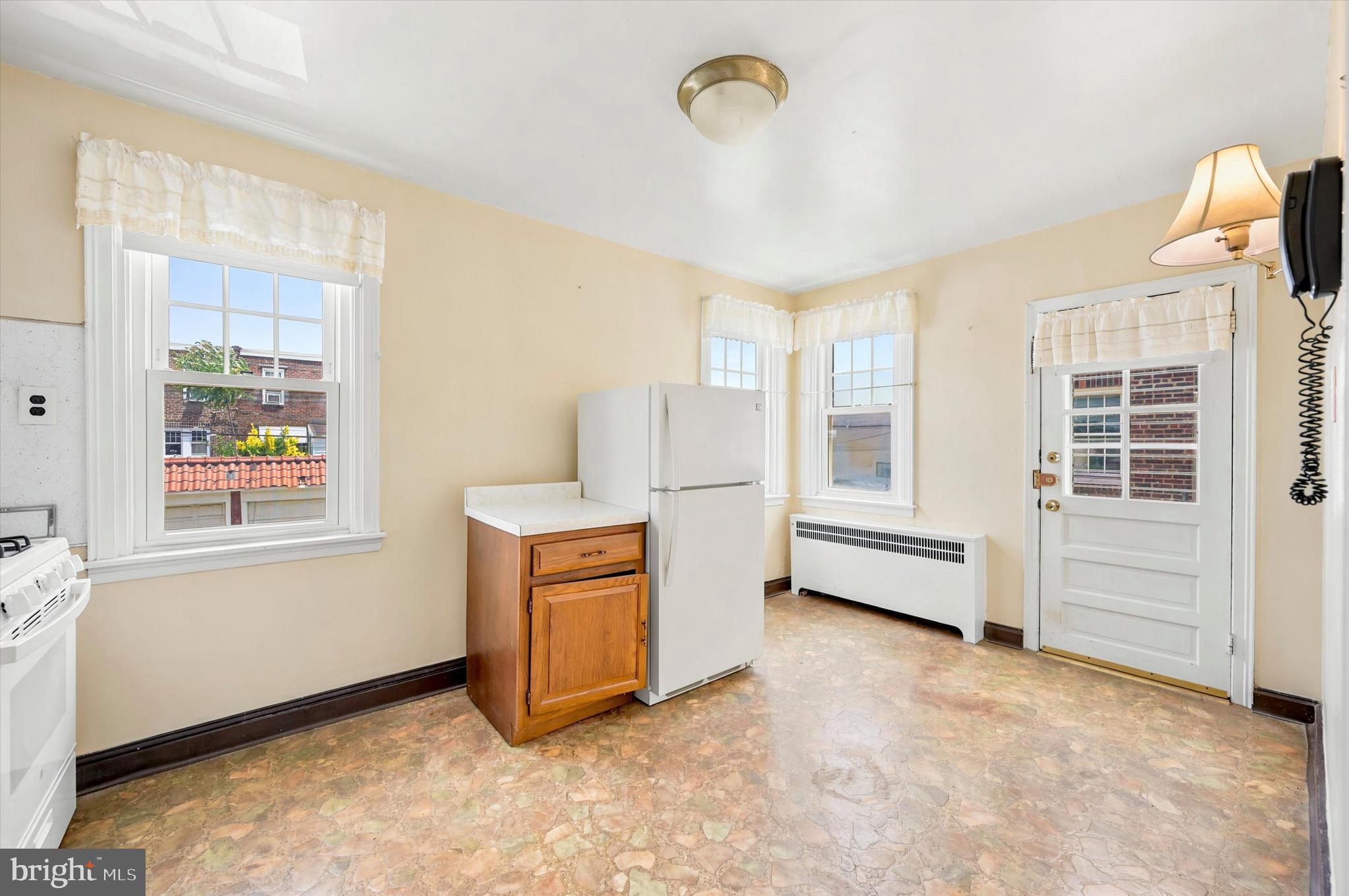PHILADELPHIA (NORTHEAST) - Residential