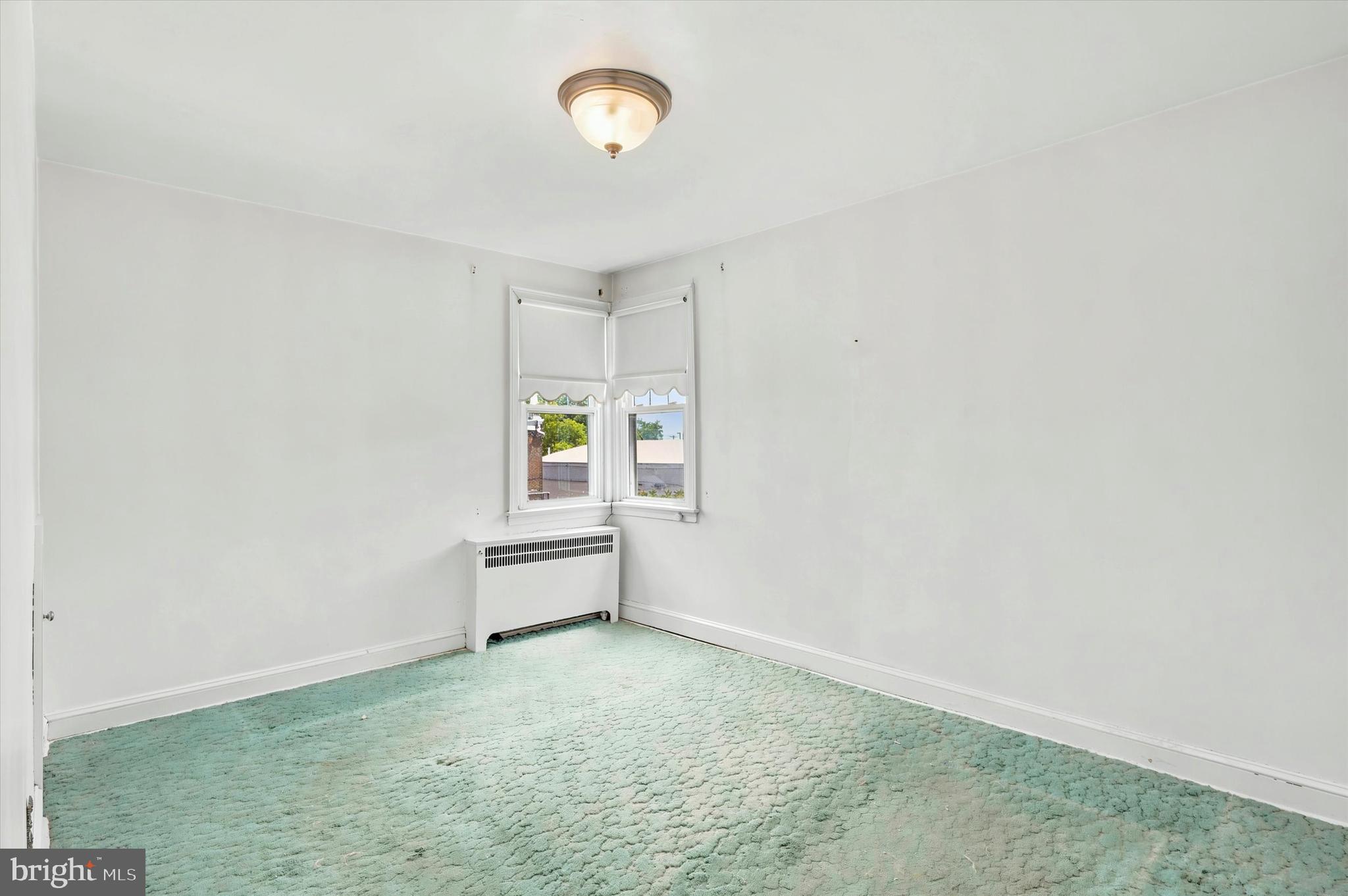 PHILADELPHIA (NORTHEAST) - Residential