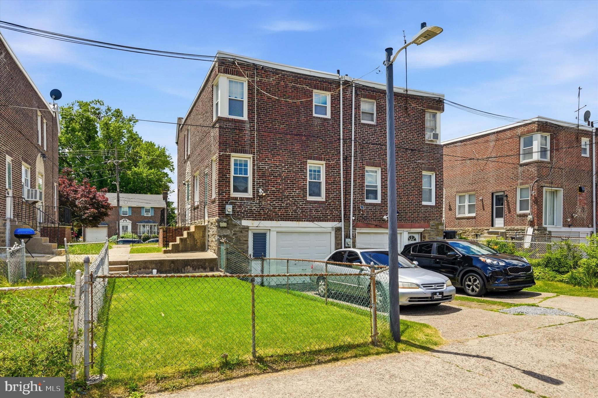 PHILADELPHIA (NORTHEAST) - Residential