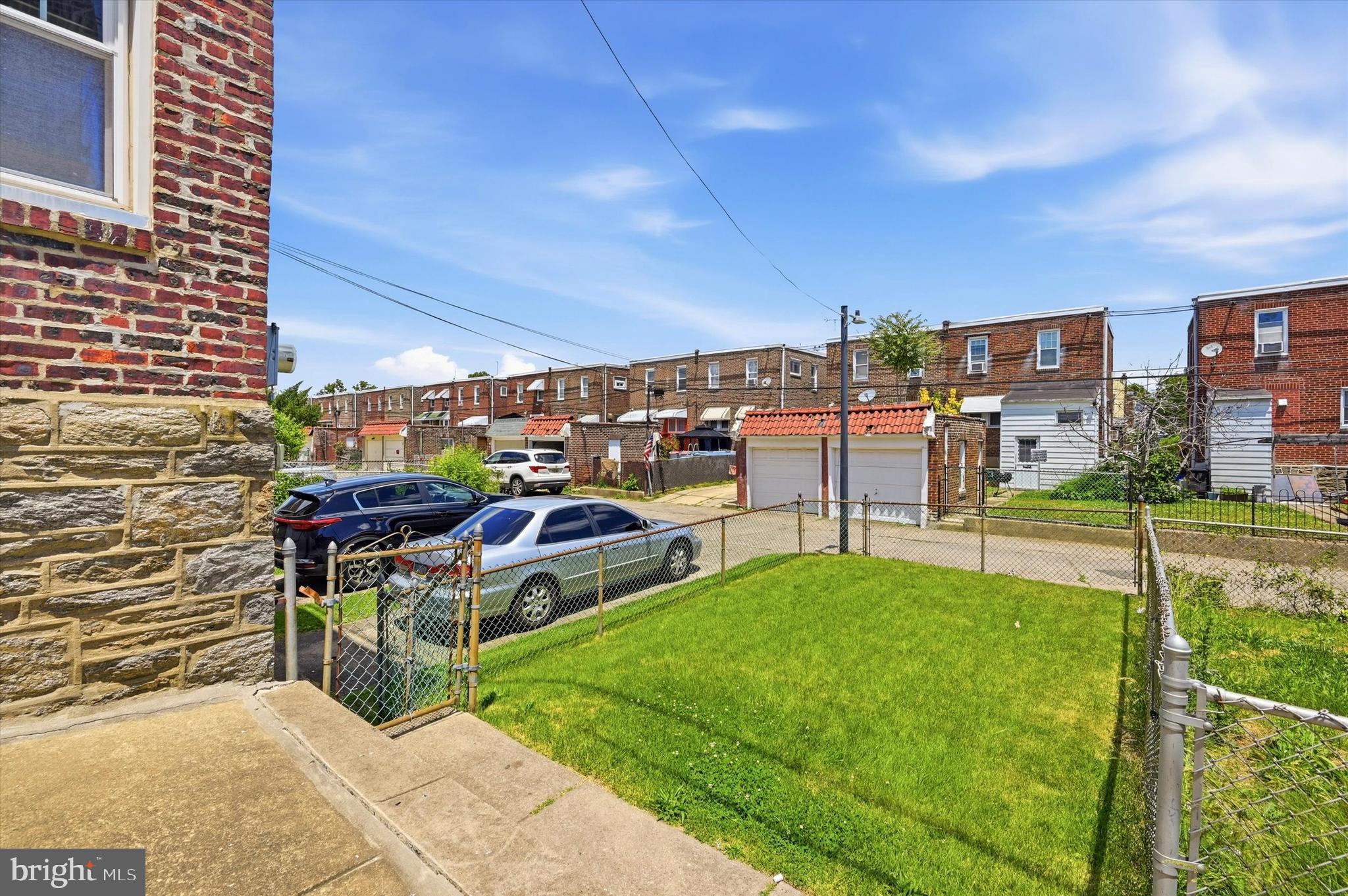 PHILADELPHIA (NORTHEAST) - Residential
