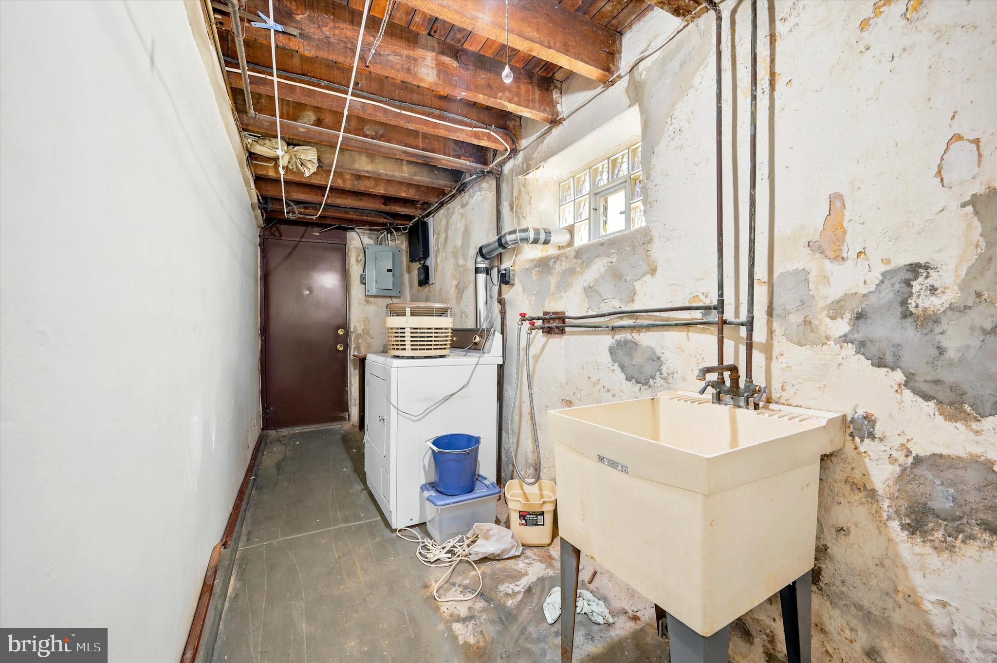 PHILADELPHIA (NORTHEAST) - Residential