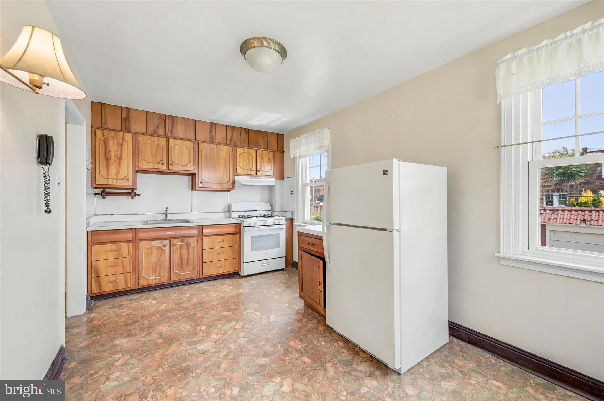 PHILADELPHIA (NORTHEAST) - Residential