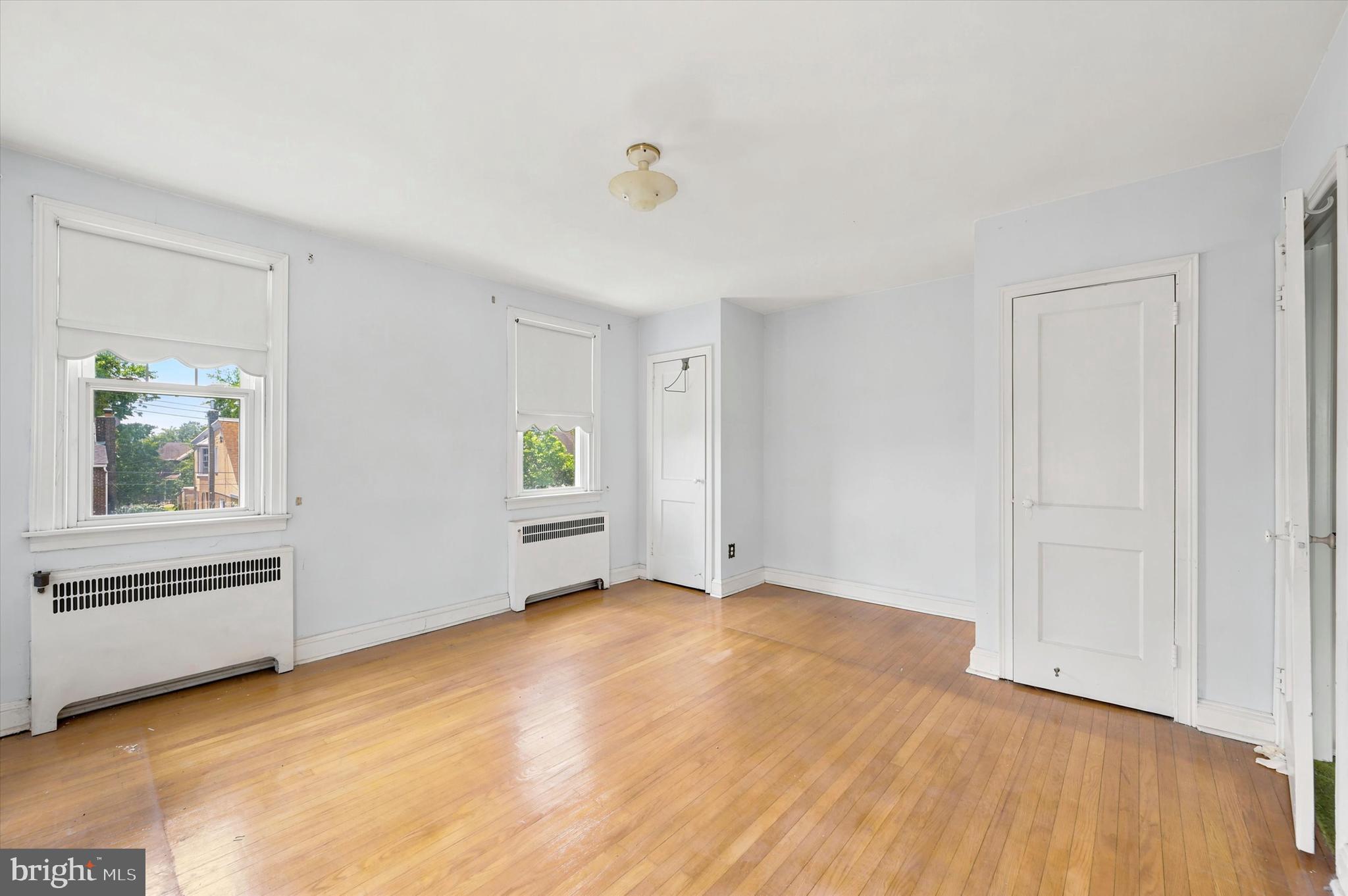 PHILADELPHIA (NORTHEAST) - Residential