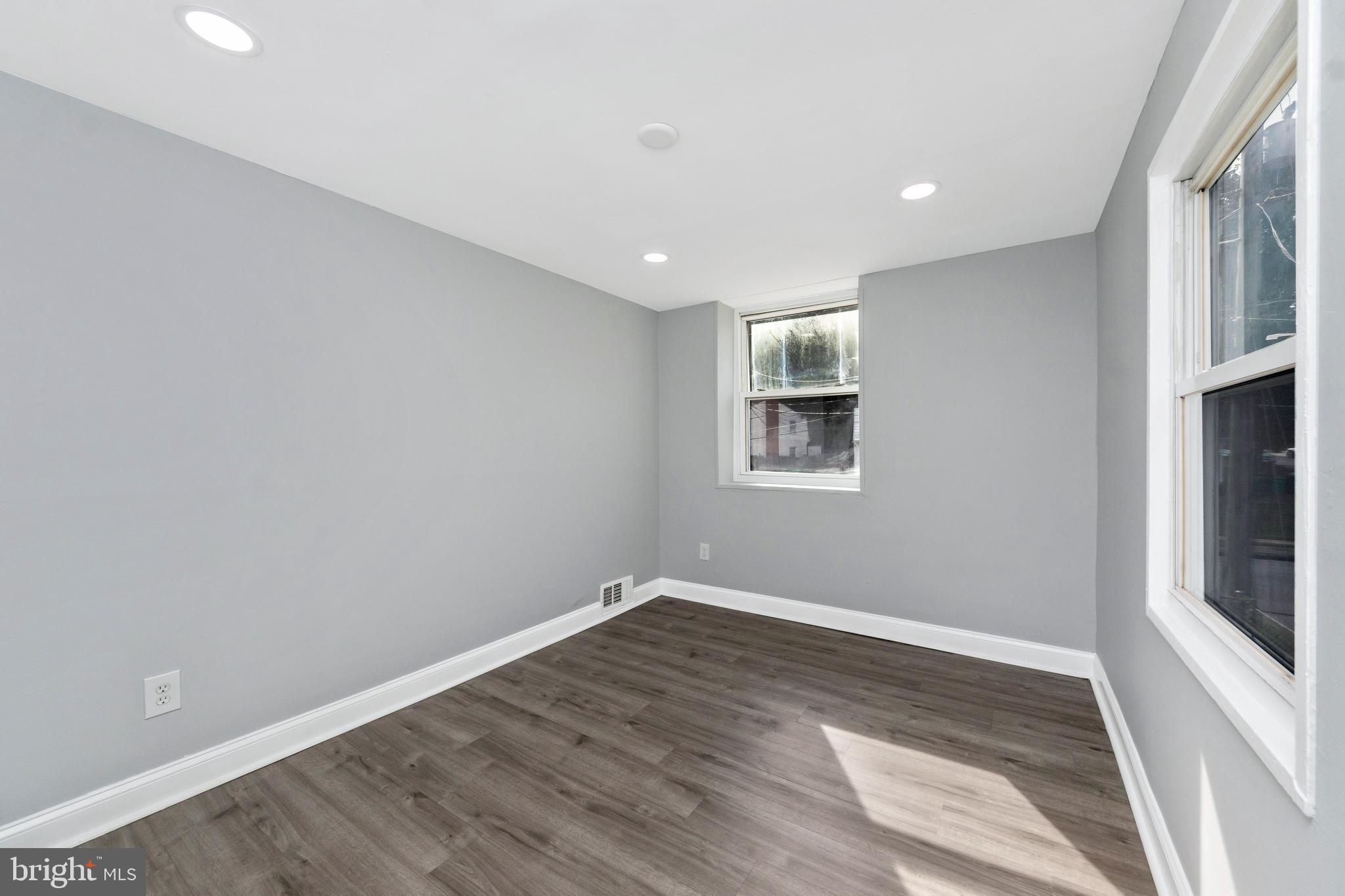PALMER PARK - Residential