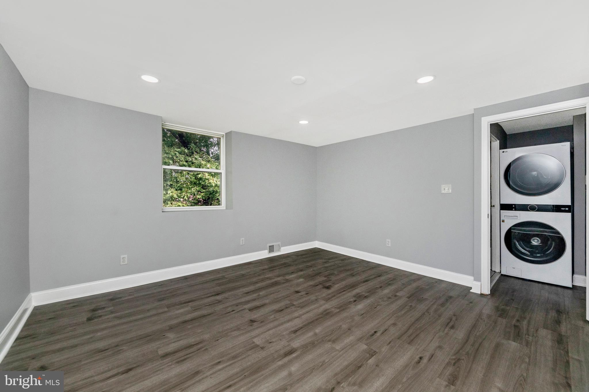 PALMER PARK - Residential