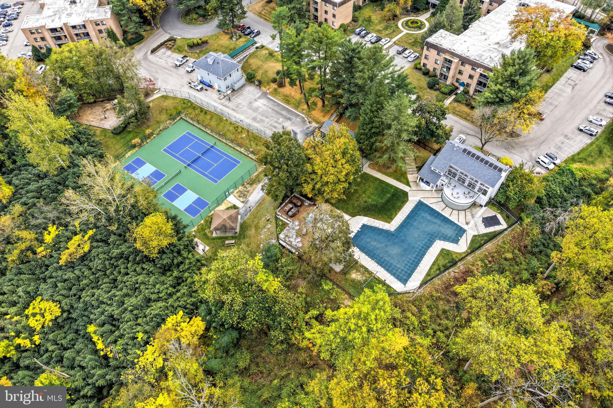 OAK HILL - Residential