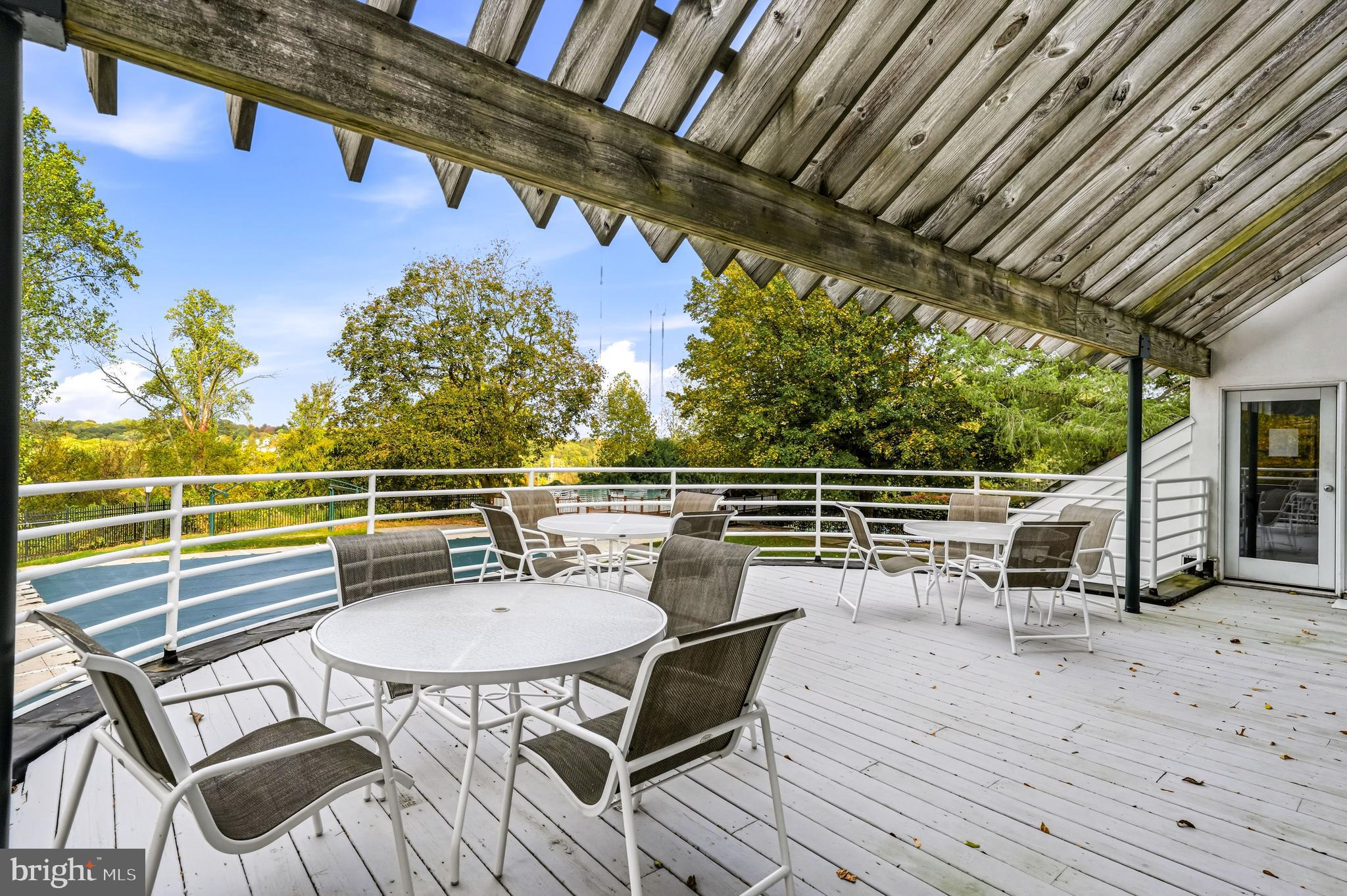 OAK HILL - Residential