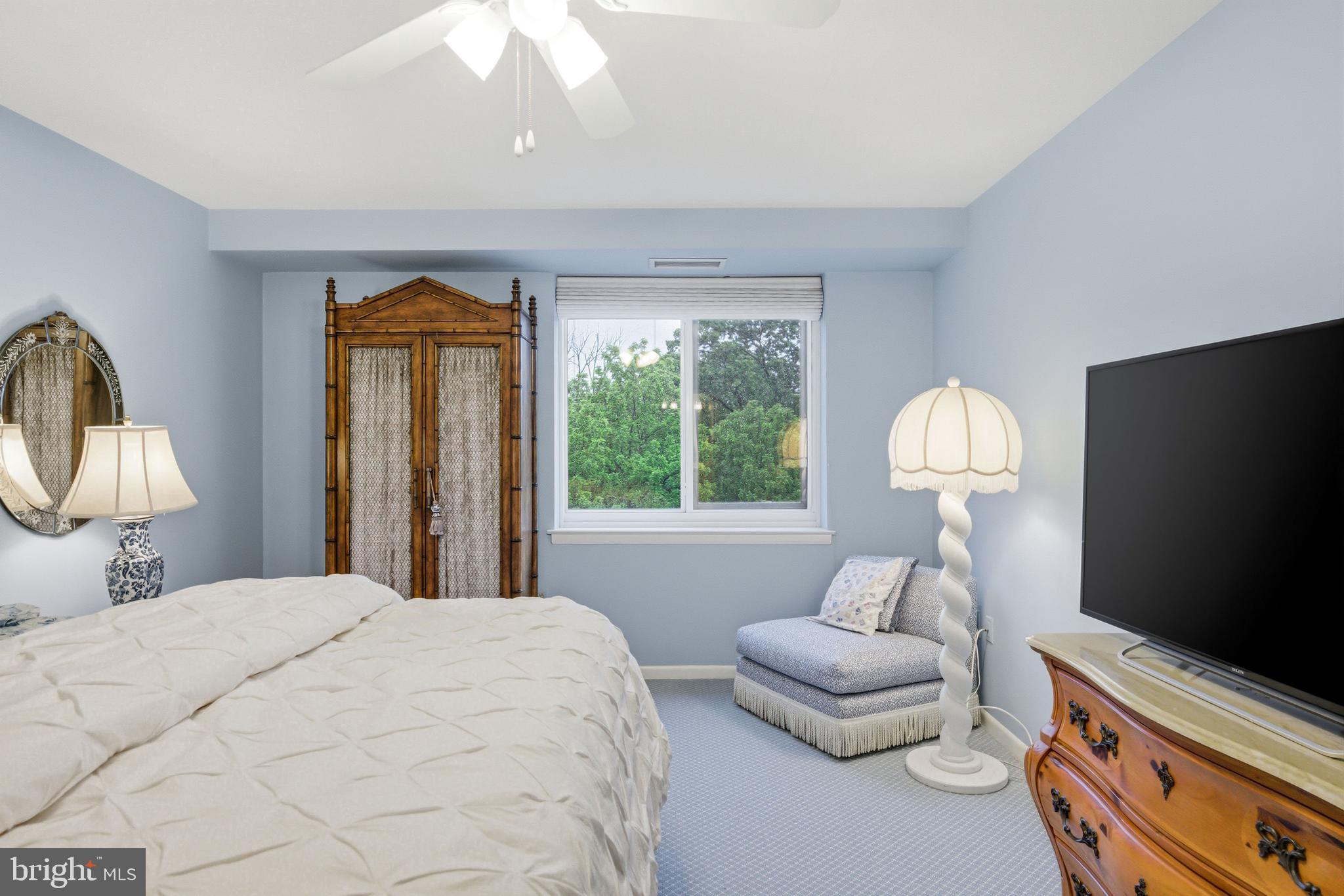 OAK HILL - Residential