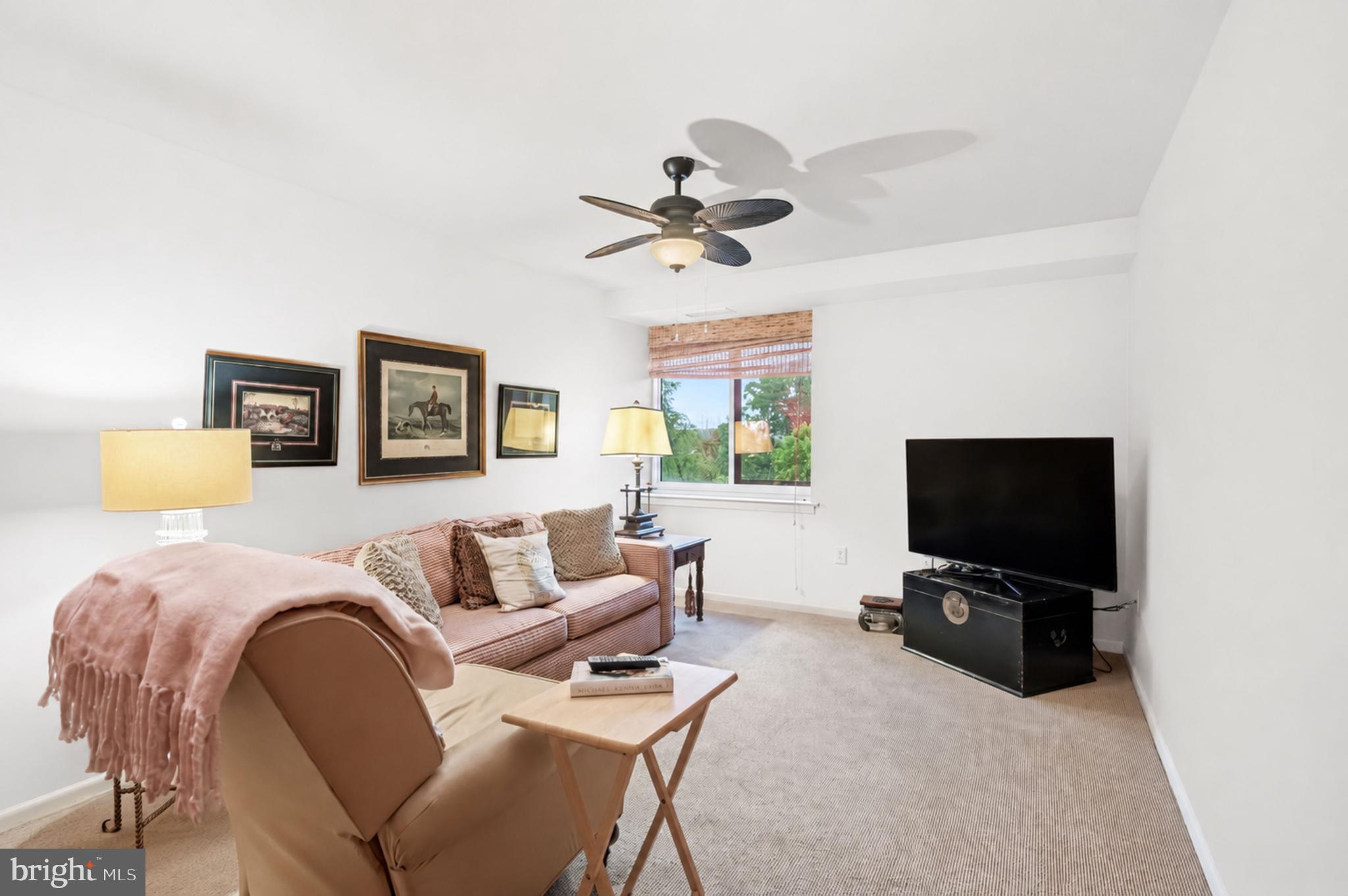 OAK HILL - Residential