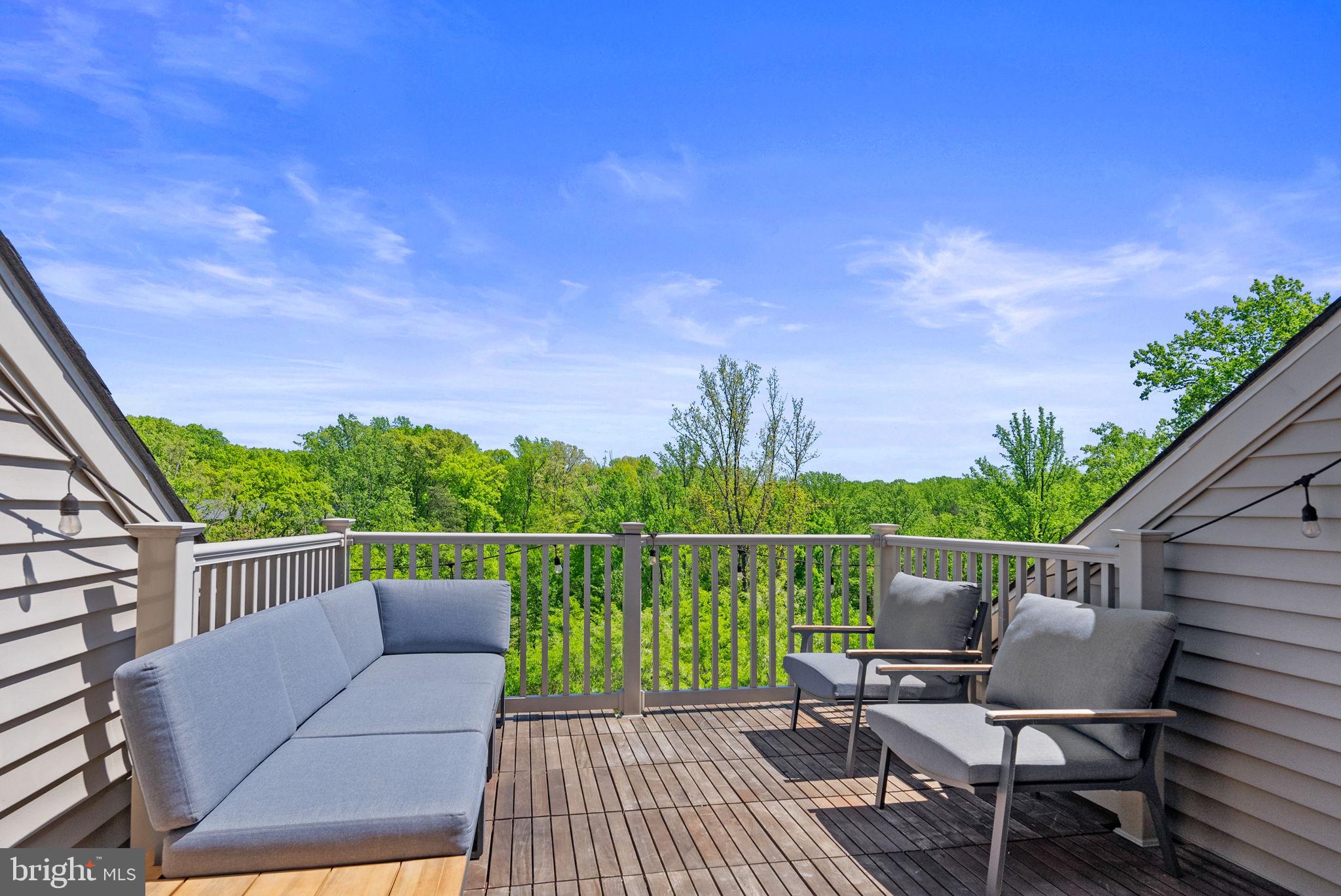 AMBROSE HILLS - Residential