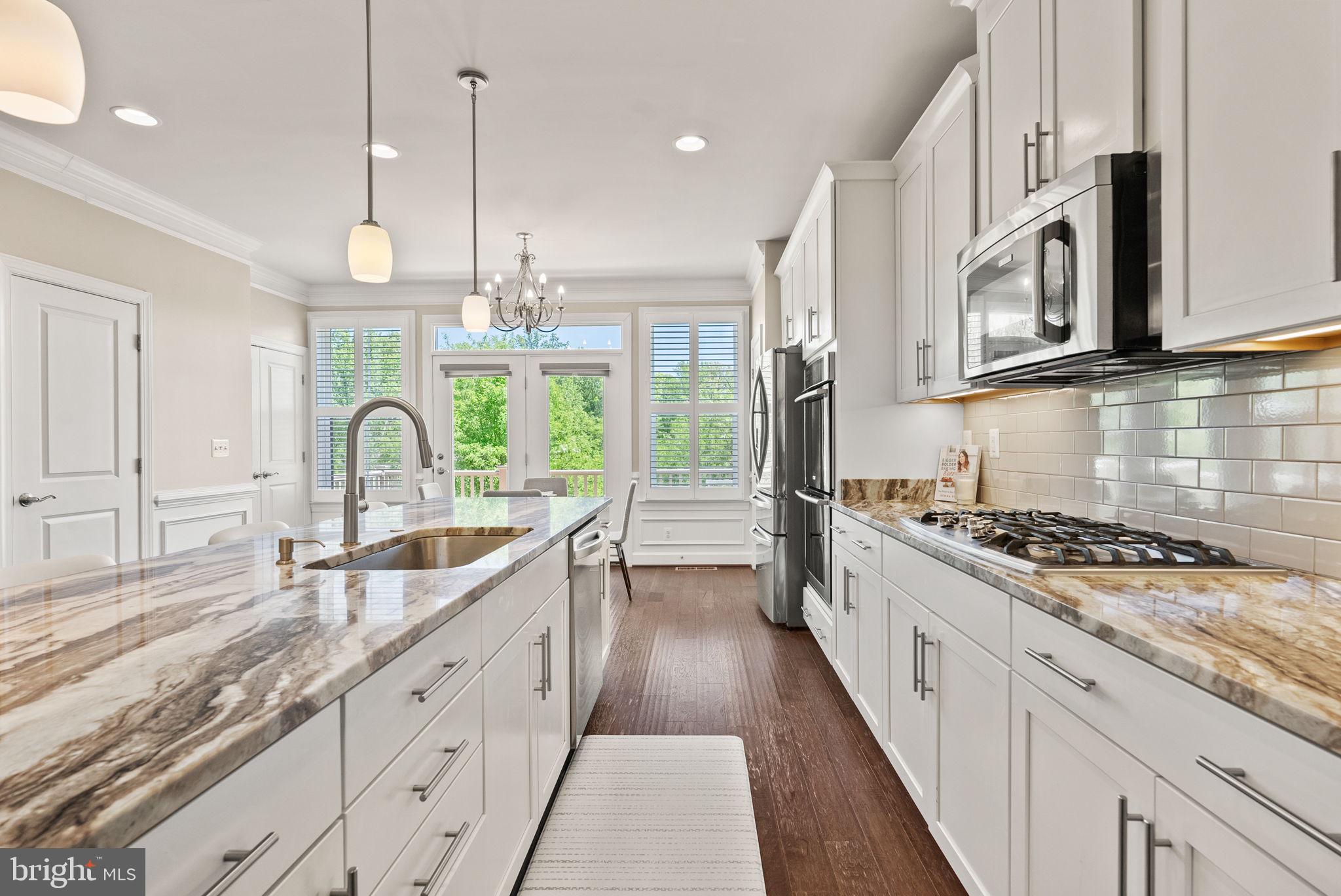 AMBROSE HILLS - Residential