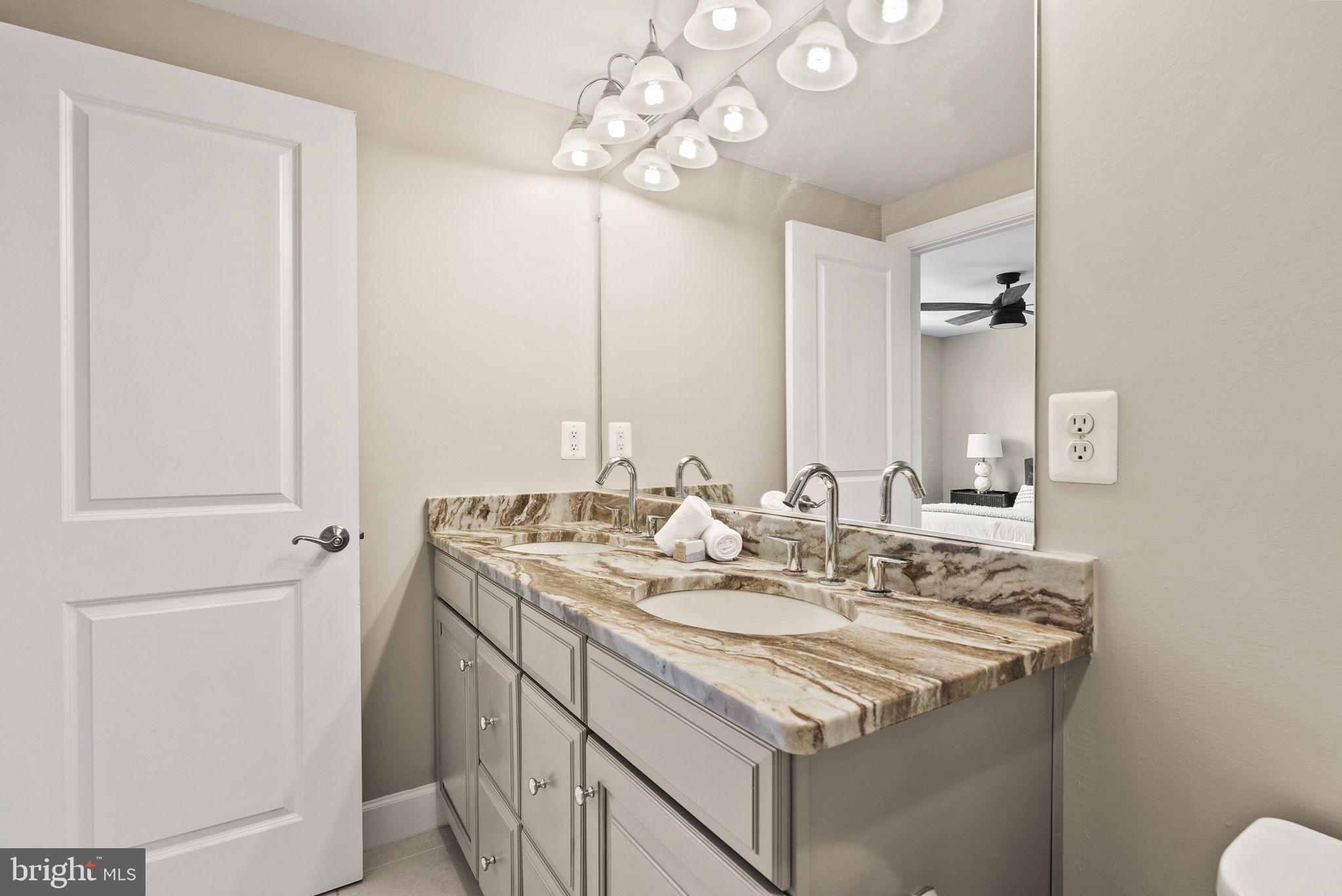 AMBROSE HILLS - Residential